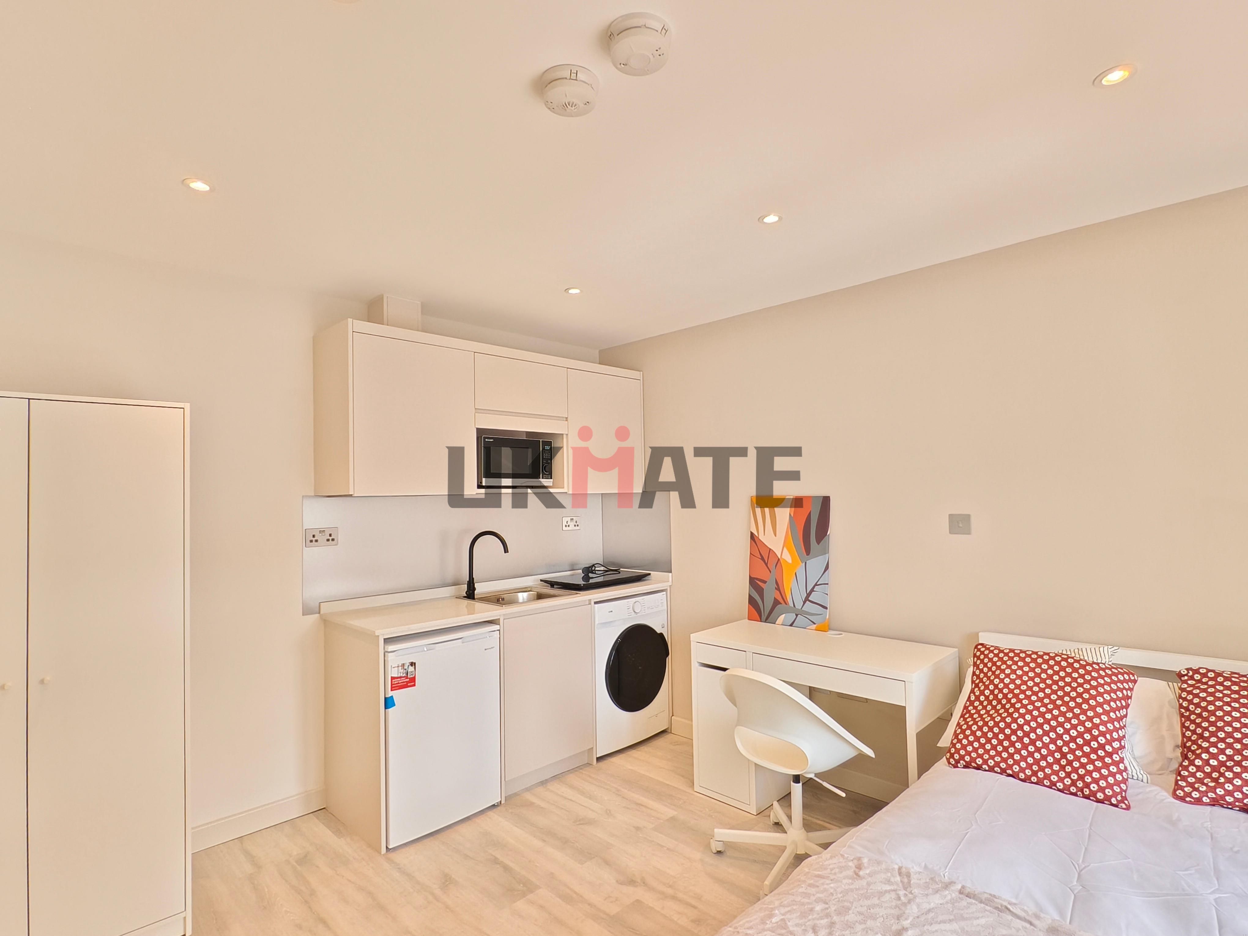 65, Bisson Road, London photo 4