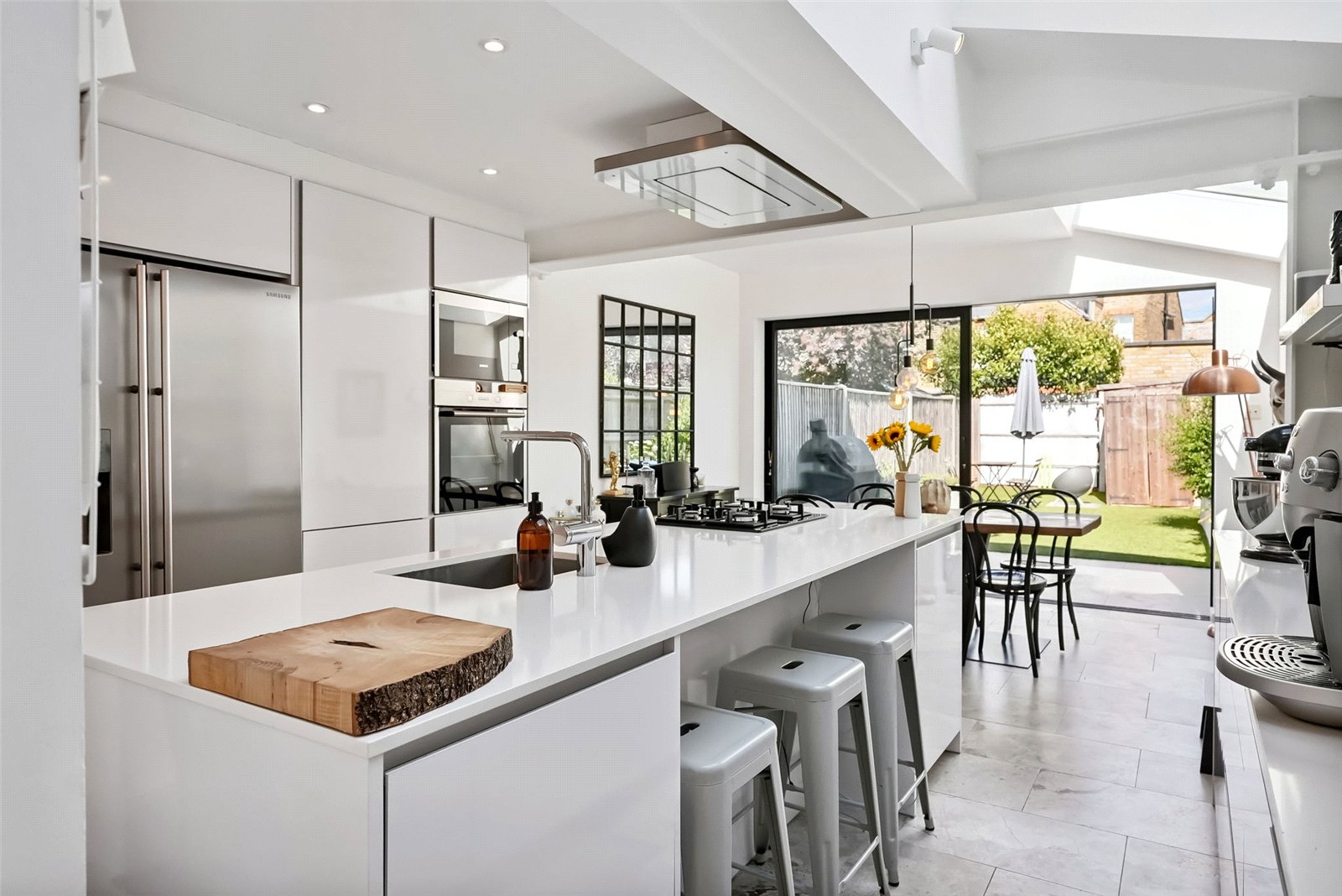 4 bedroom terraced house for sale 0