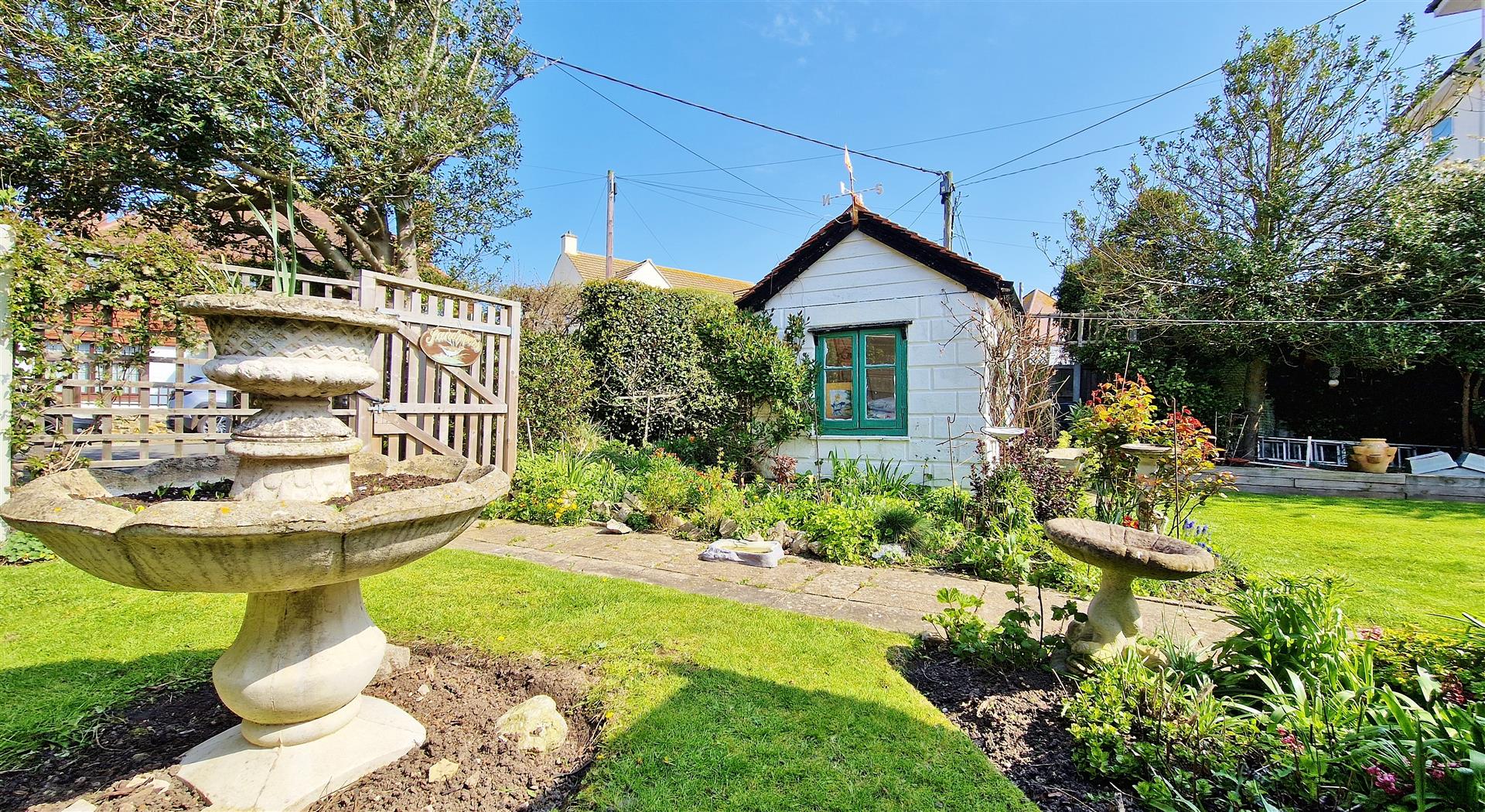 Photos of Green Lane, Walton On The Naze CO14 64658617 PrimeLocation