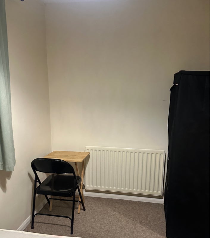 James Carlton Close, Milton photo 4