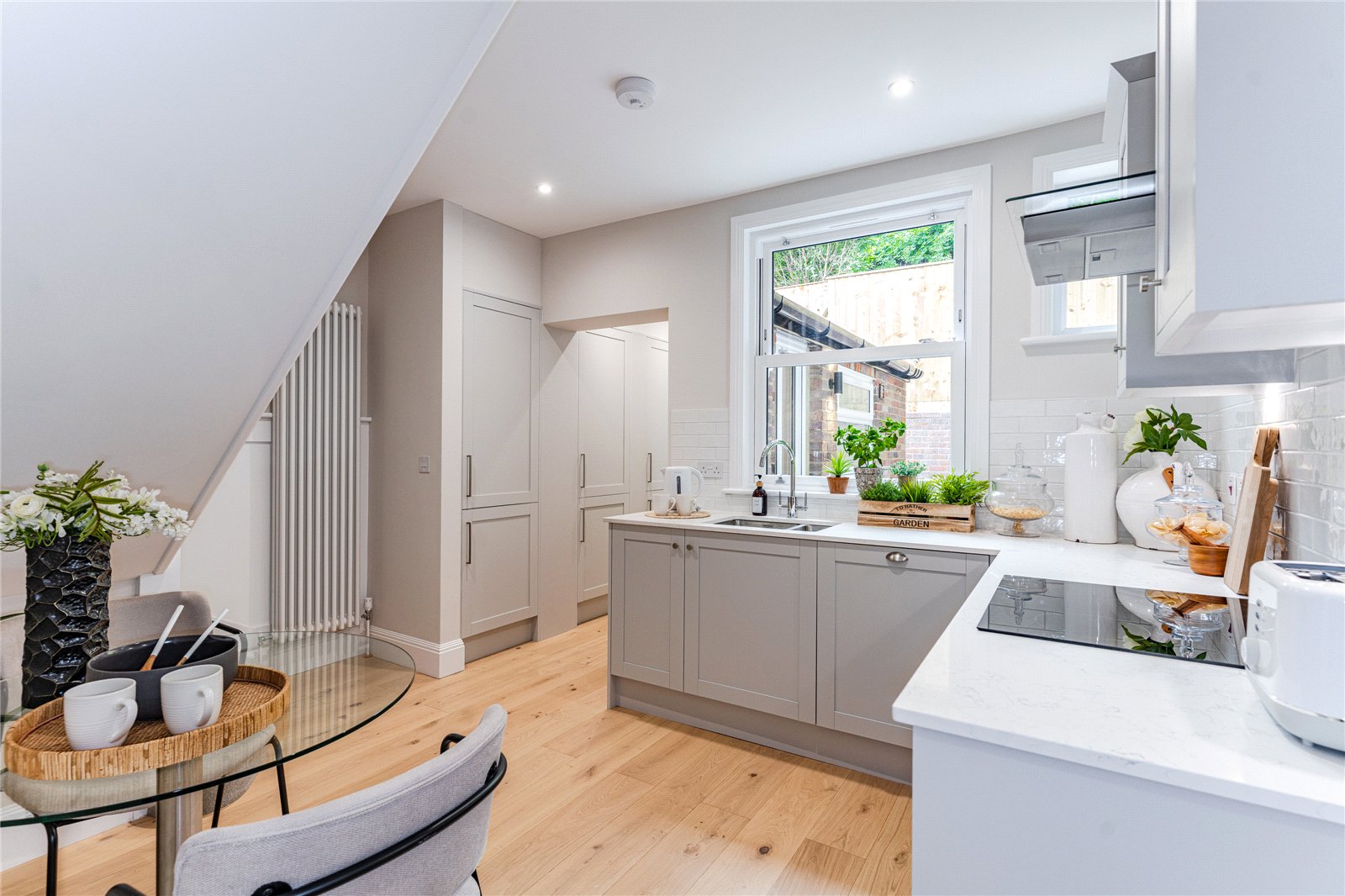 8 bedroom terraced house for sale 0