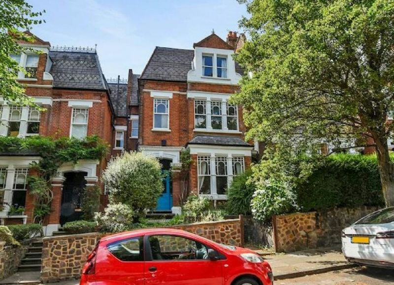 6 bedroom terraced house for sale 0