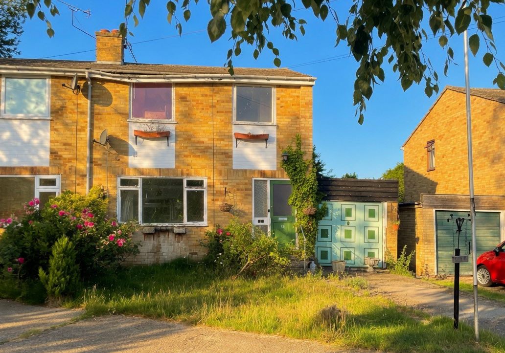 16, Park Vale Close, Halstead photo 2