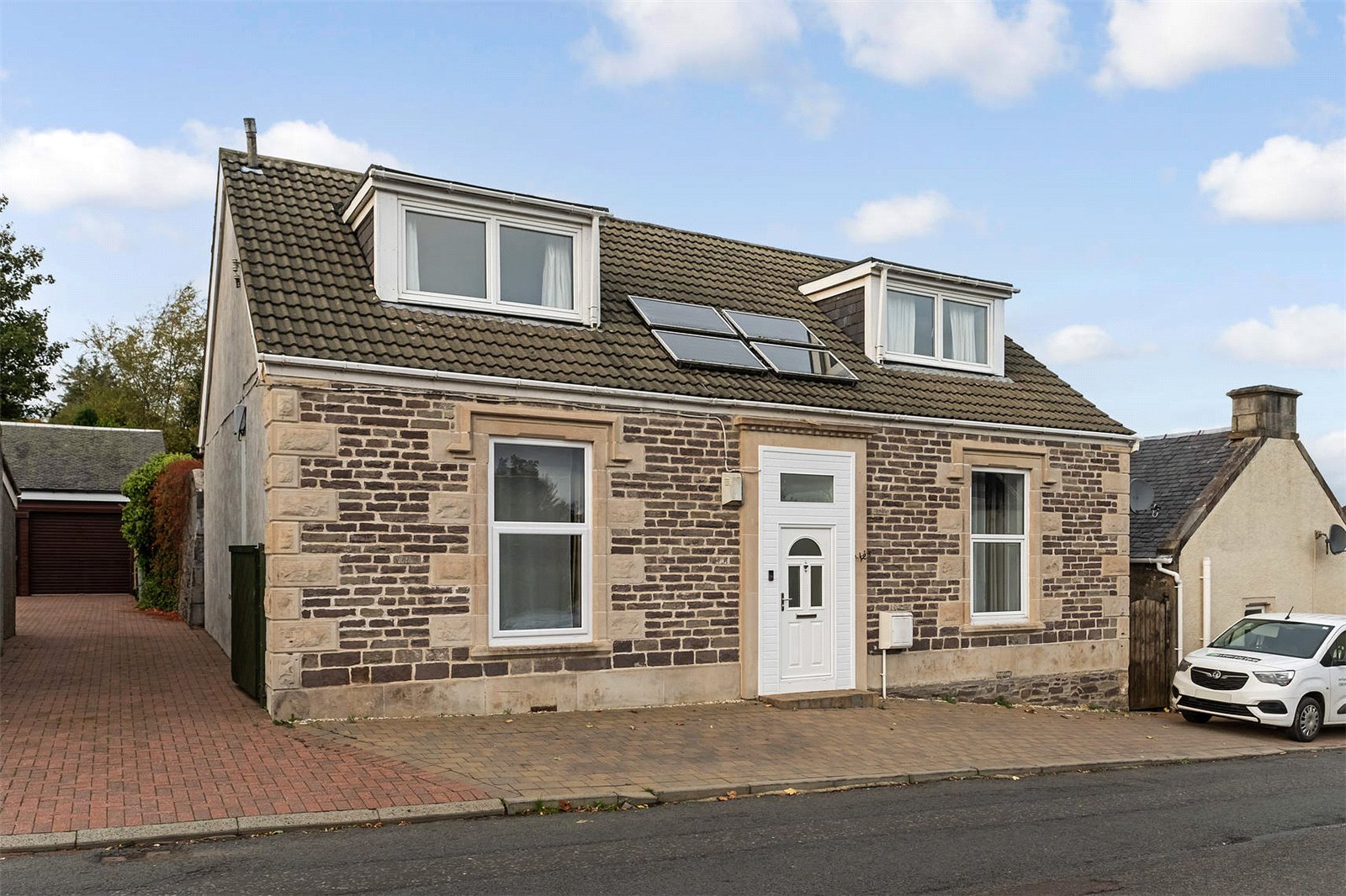 Free property report 128 New Trows Road, Lesmahagow, Lanark, ML11 0ER Chimnie