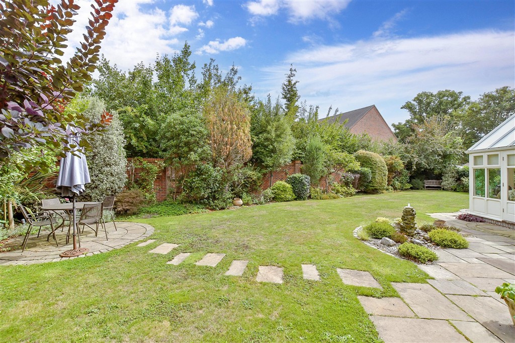 4-bed house on Redhill Road, Rowland's Castle, £700,000