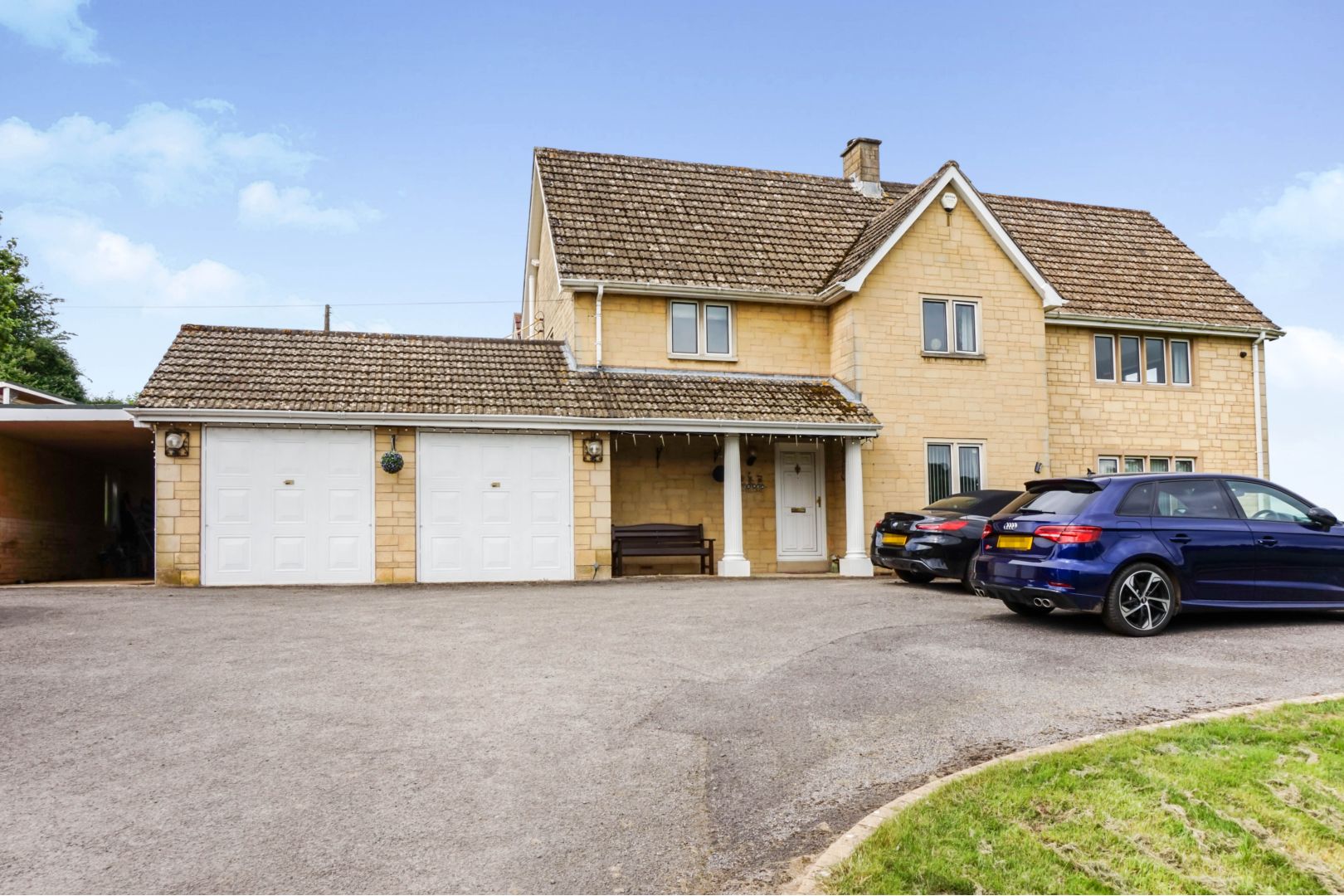 4 bedroom detached house for sale in Stroud The
