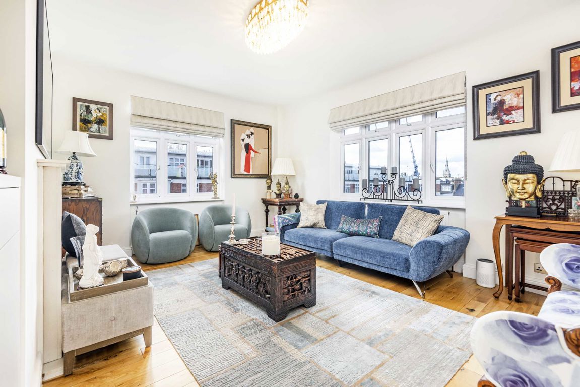 3 bedroom flat for sale 0