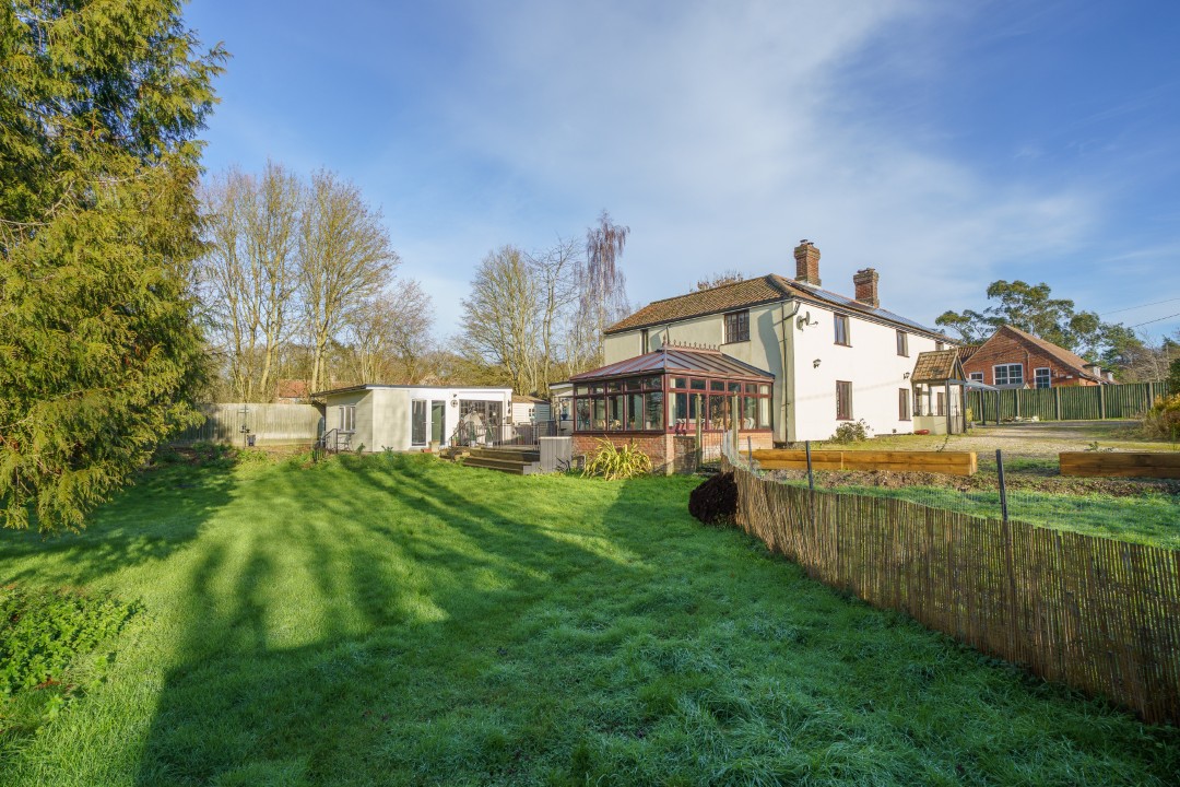 Charter House, Mattishall Road, Norwich photo 4