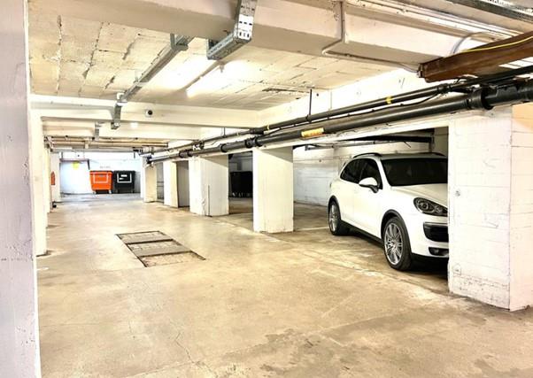 Parking Space 13,10, Palace Gate, Kensington photo 5
