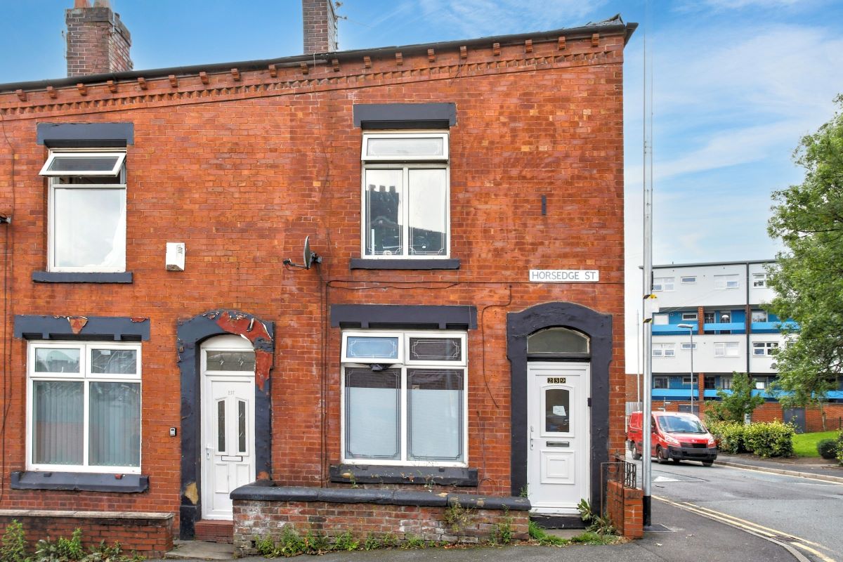 239, Horsedge Street, Oldham photo 4