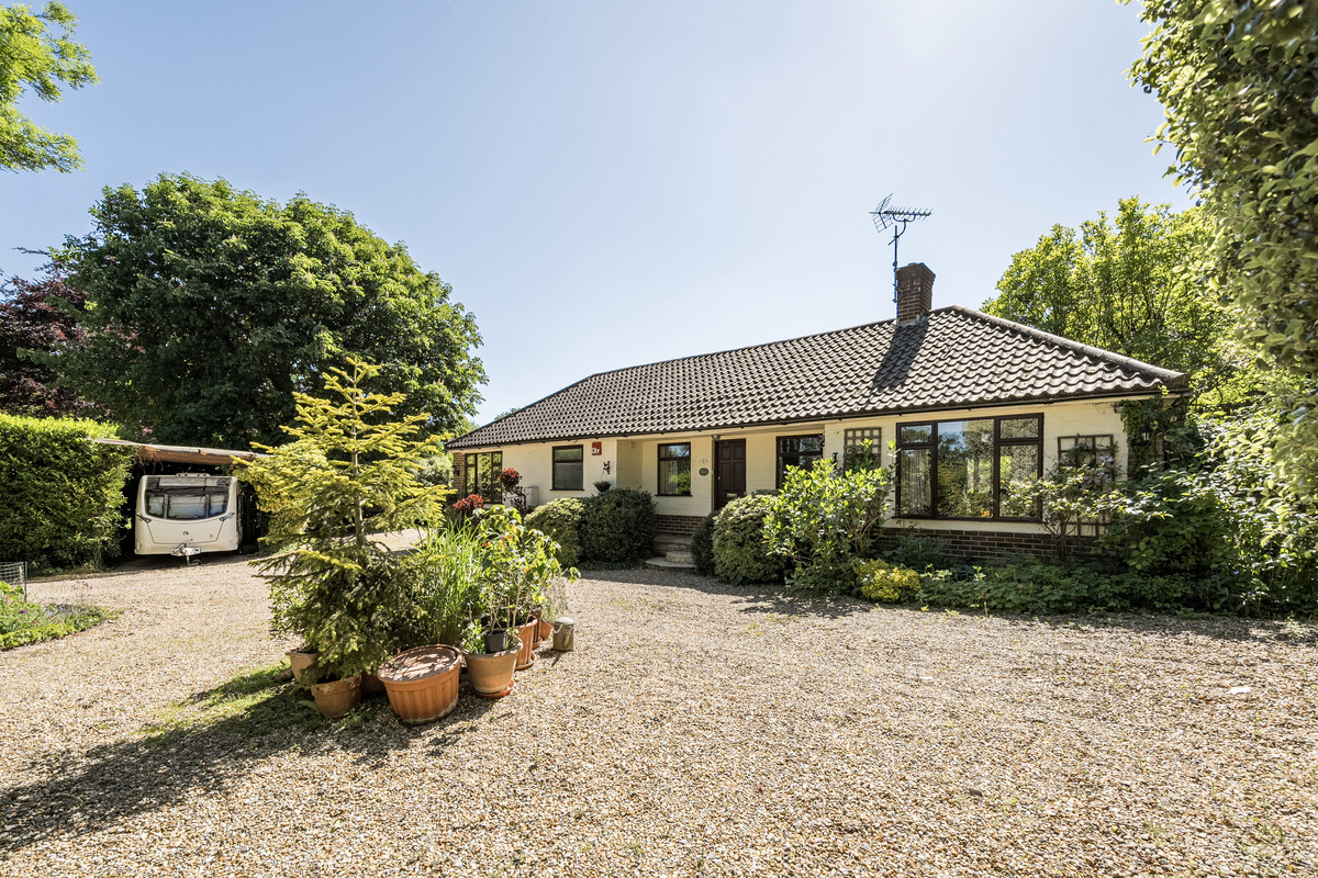 4 bedroom semi-detached new house for sale in Guildford