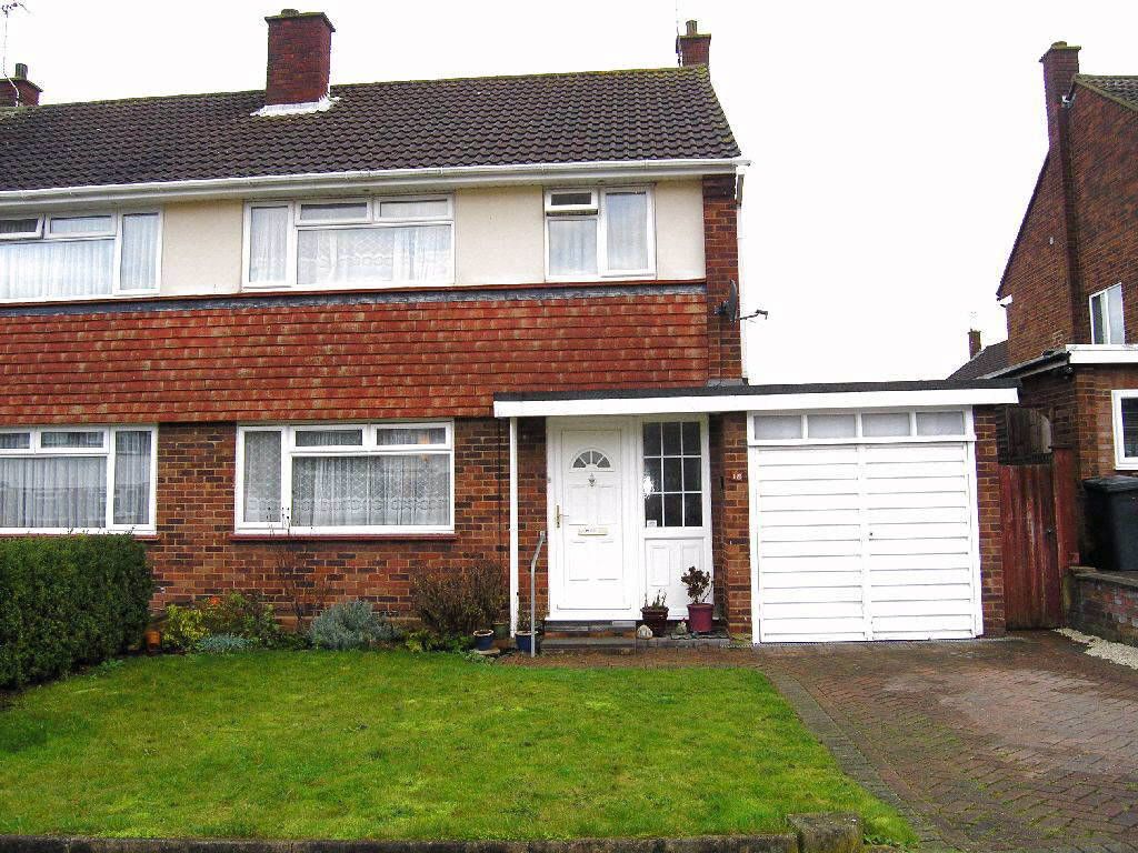 Free property report 18 Middle Furlong, Bushey, WD23 3SZ Chimnie