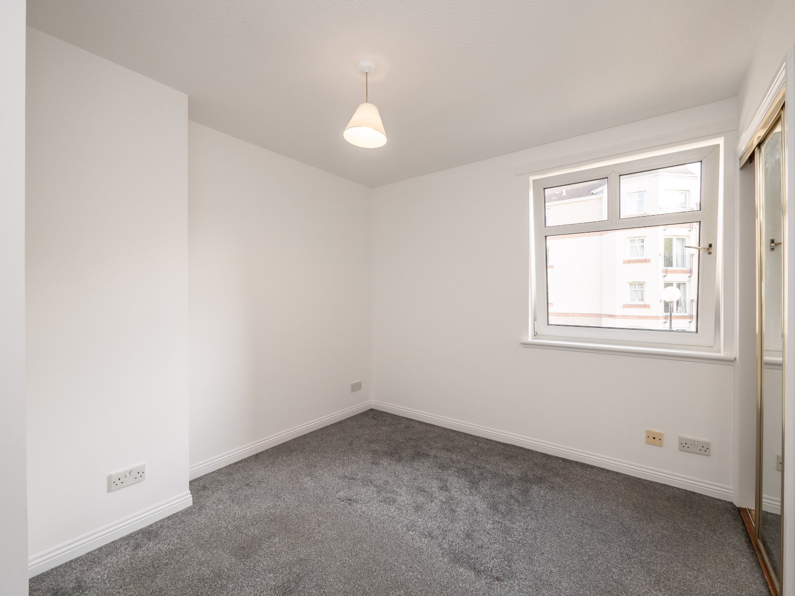 Photos of 30/6 Sinclair Place, Edinburgh EH11 65680012 PrimeLocation