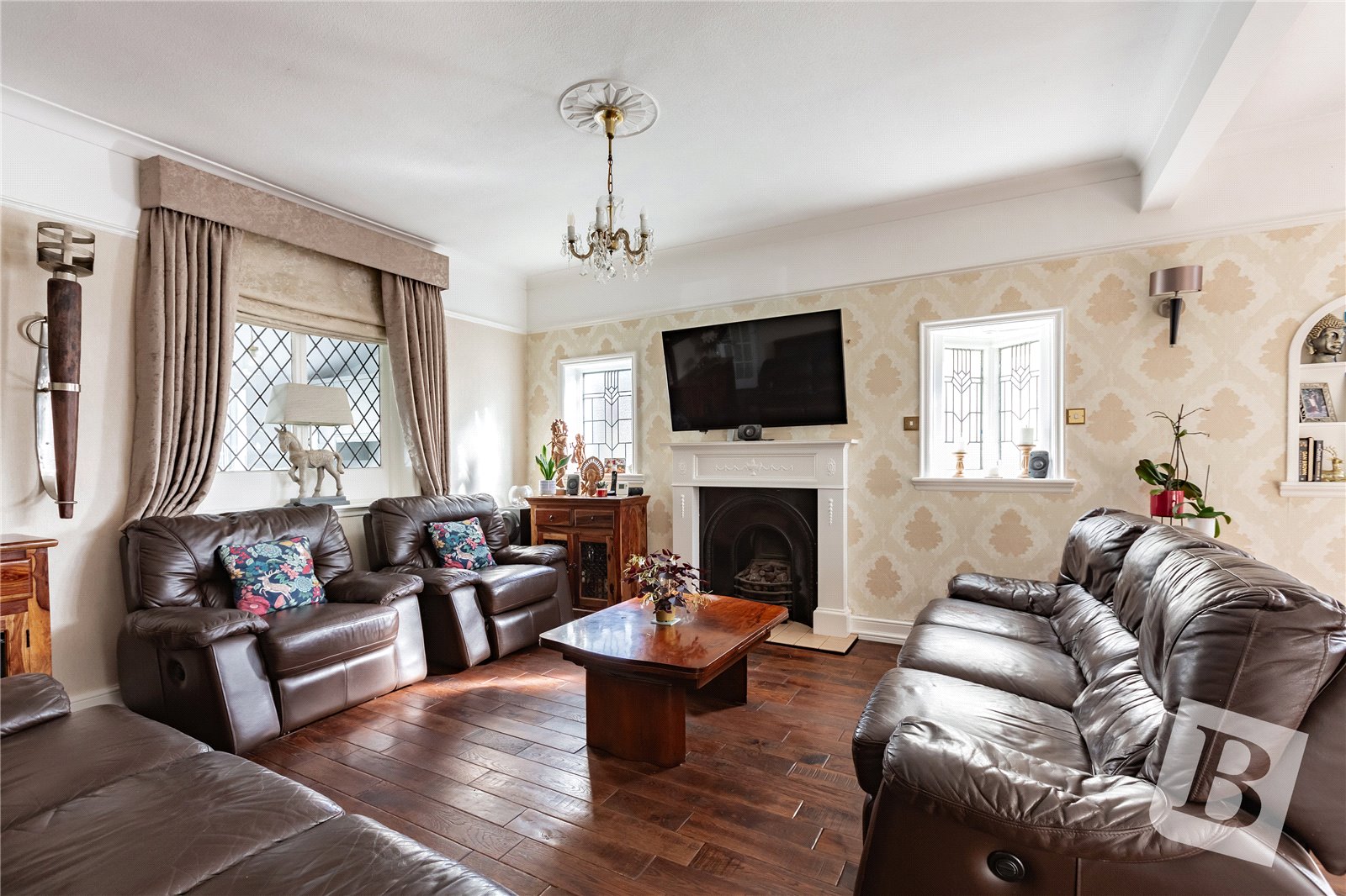 4 bedroom bungalow for sale 0