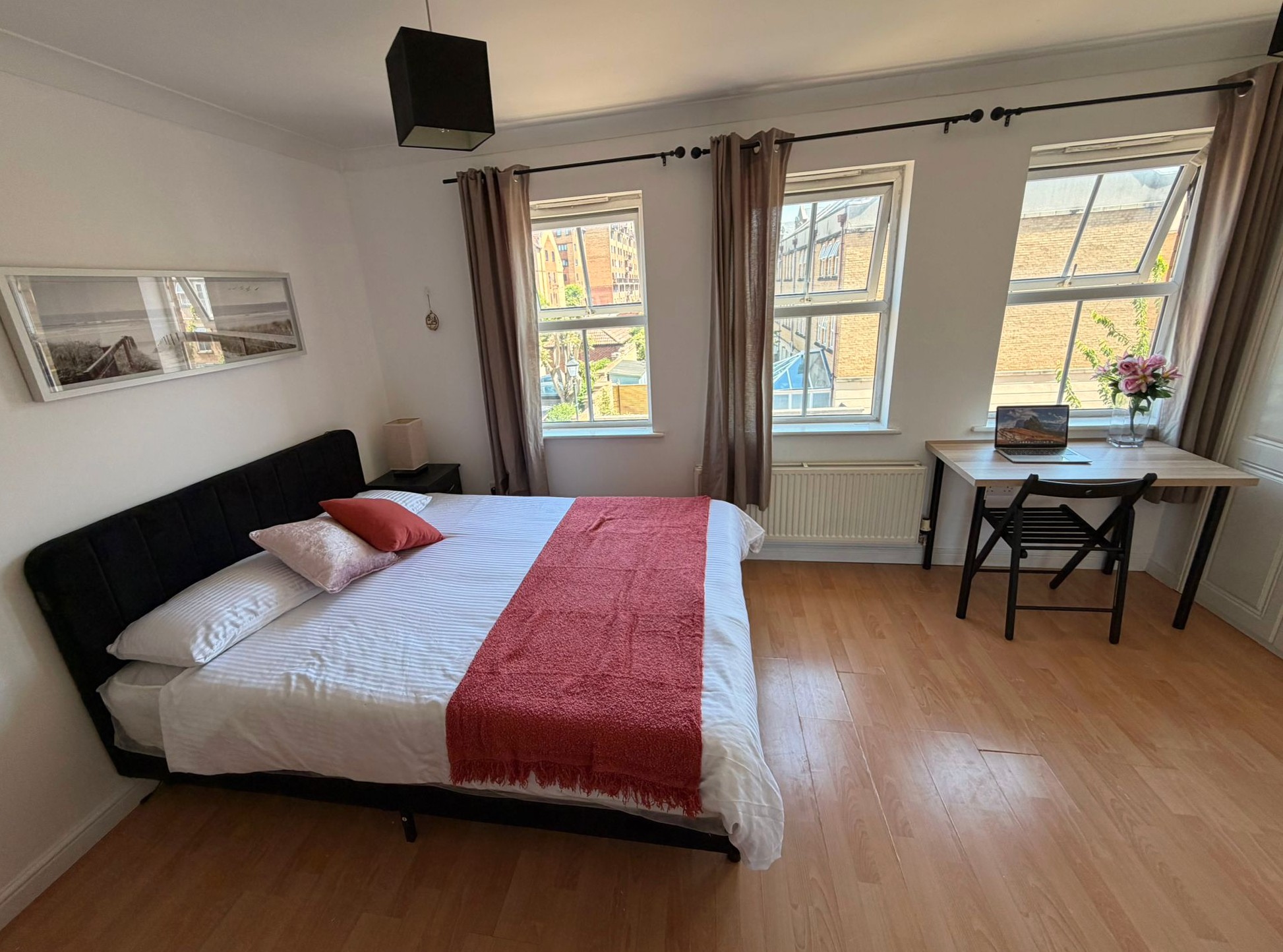 266B, Manchester Road, Canary Wharf photo 2