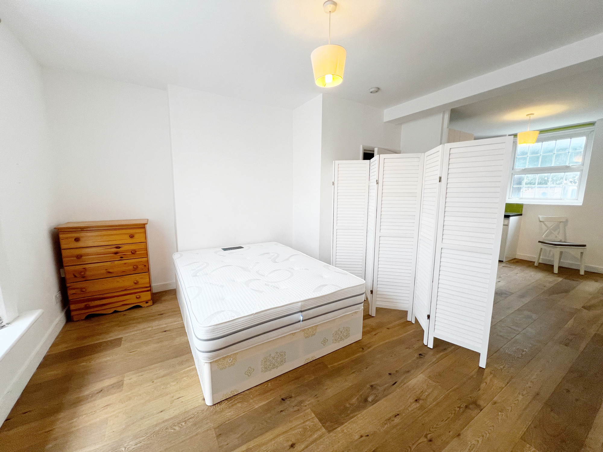flat 1, 130b, New Cross Road, New Cross photo 2