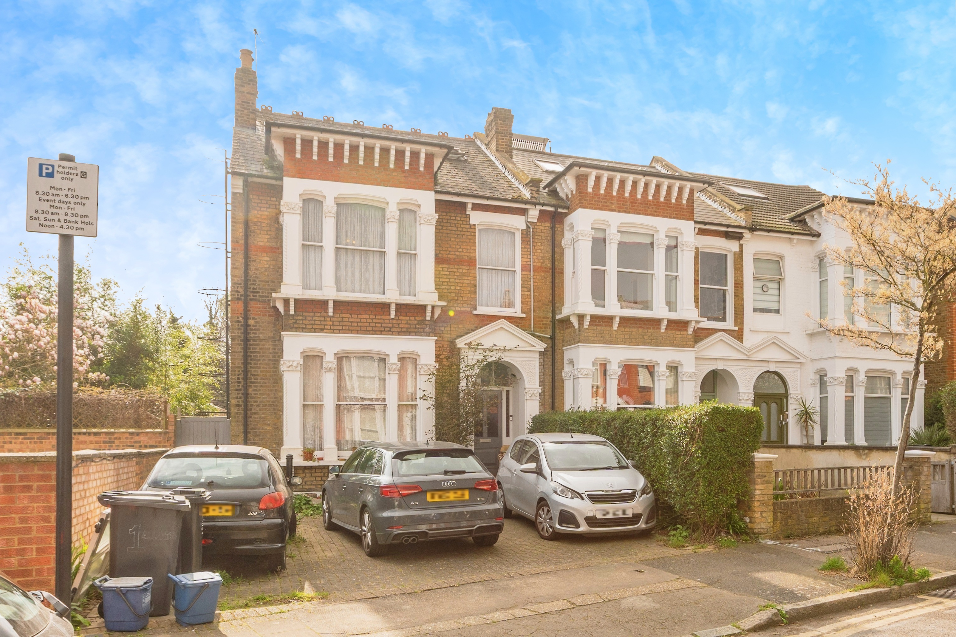5 bedroom end terrace house for sale 0