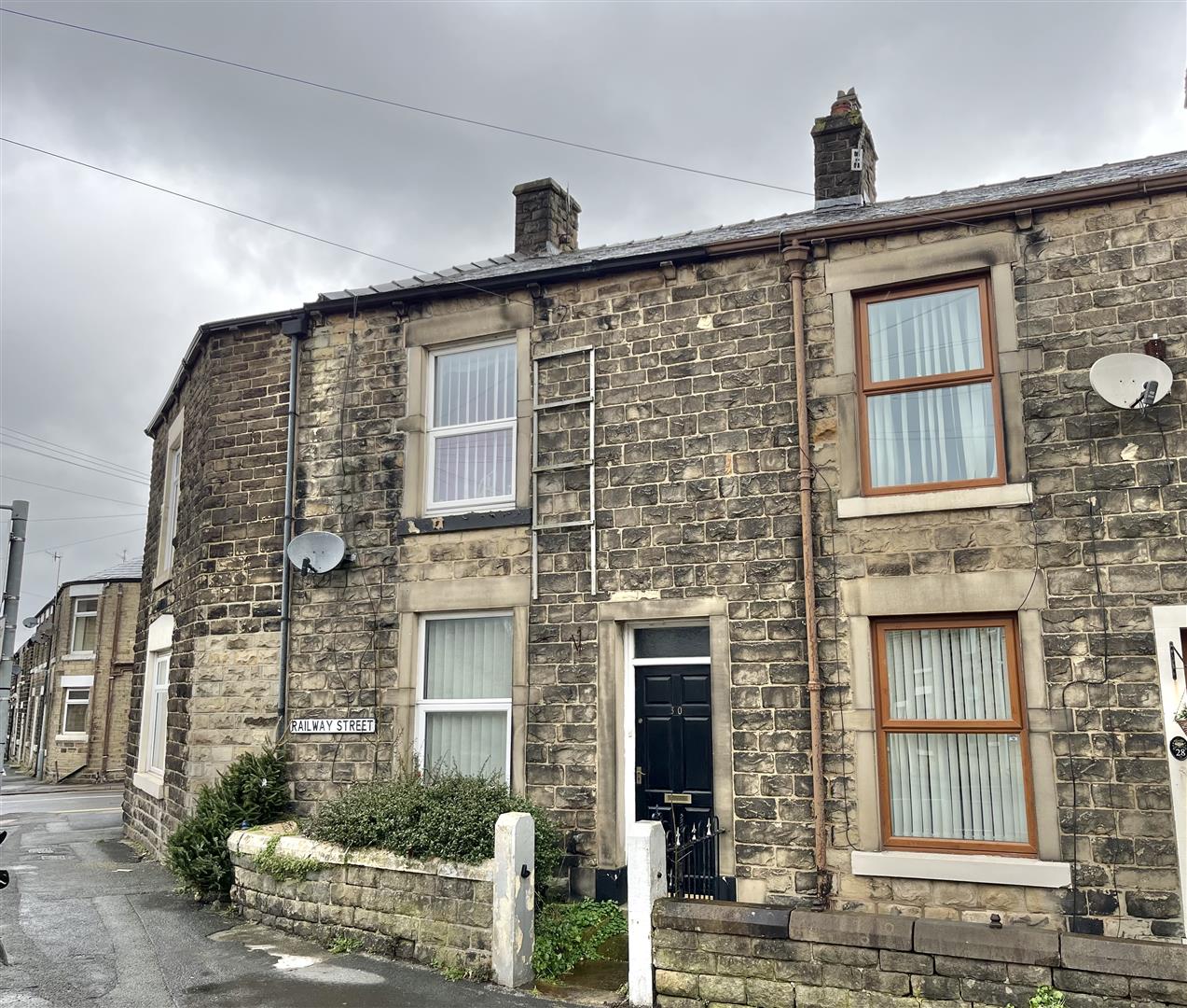 30, Railway Street, Glossop photo 5