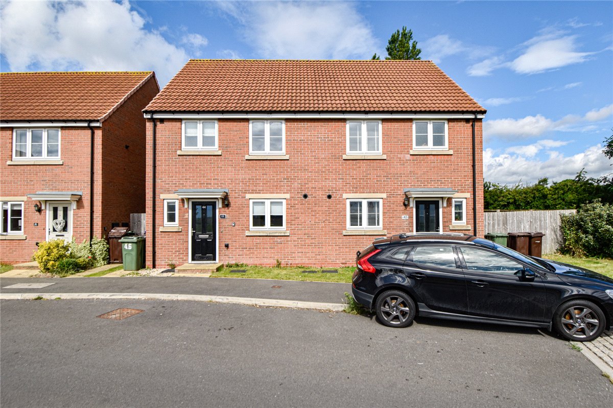 44, Heather Drive, West Yorkshire photo 2