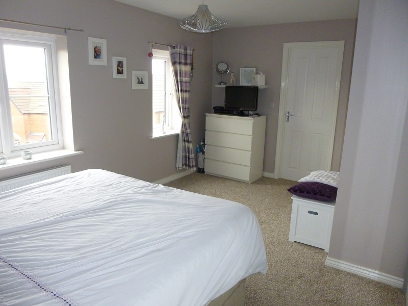 Free property report 100 Groeswen Park, Taibach, SA13 2AZ Chimnie