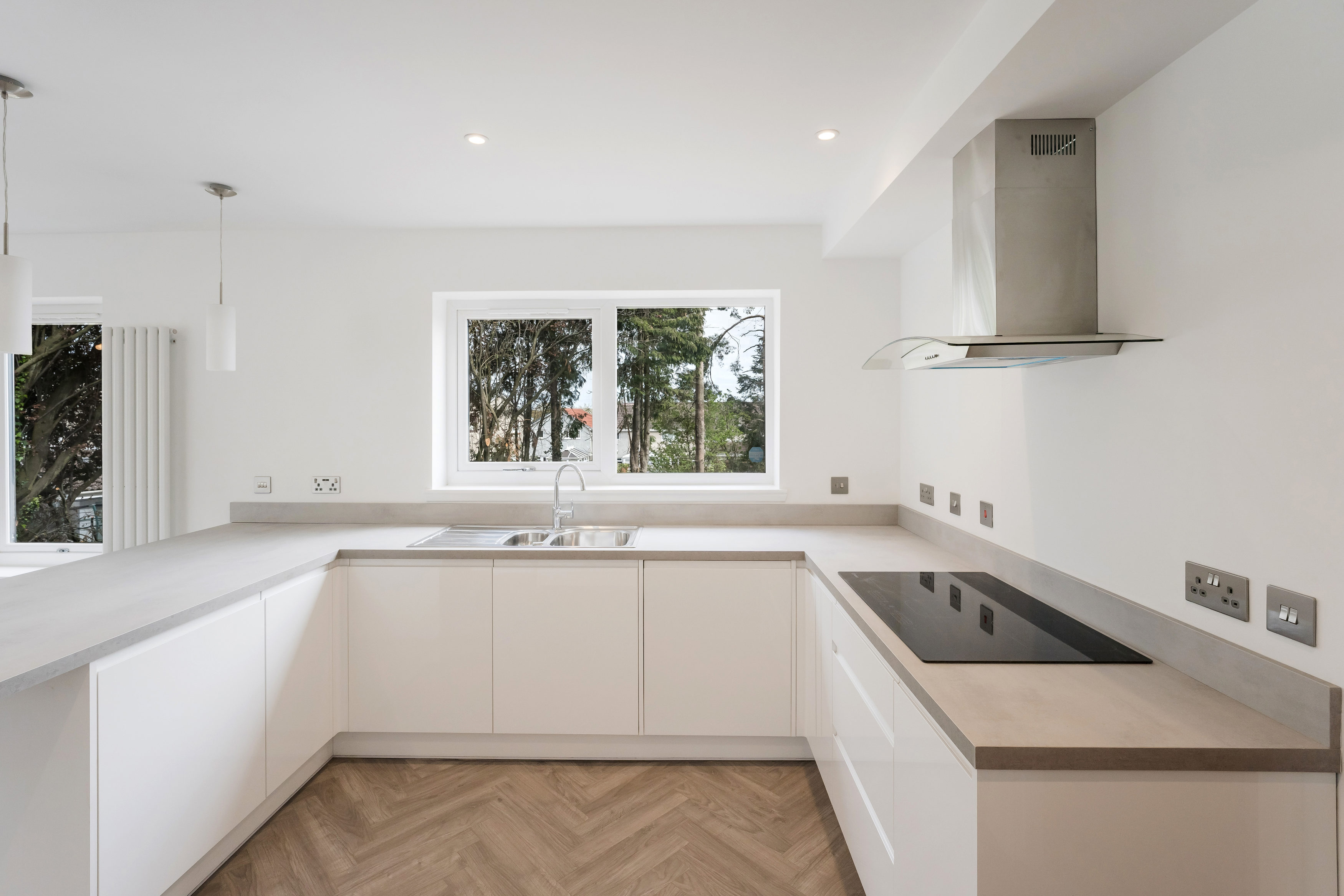 Photos of 24 & 26, Hawthorn Gardens, Loanhead EH20 61619282