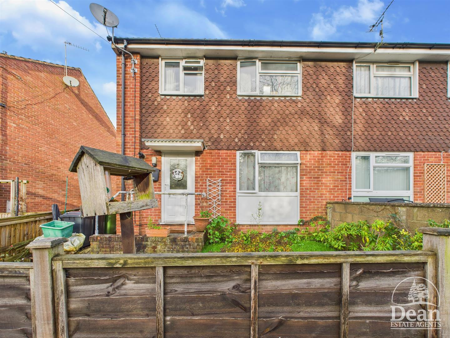 3-bed house on 28, Morcroft Place, Lydney, £230,000