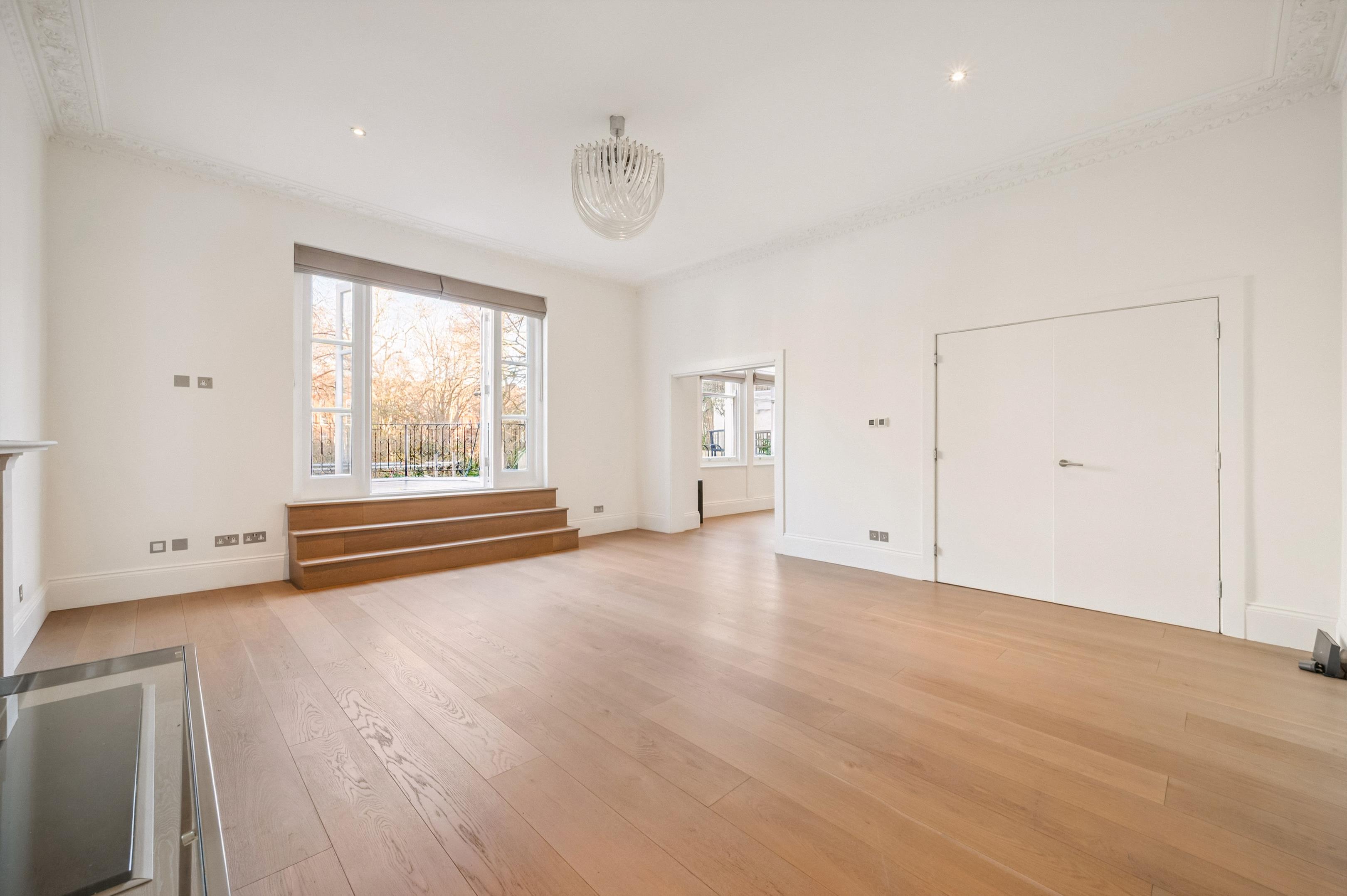 2 bedroom flat for sale 0