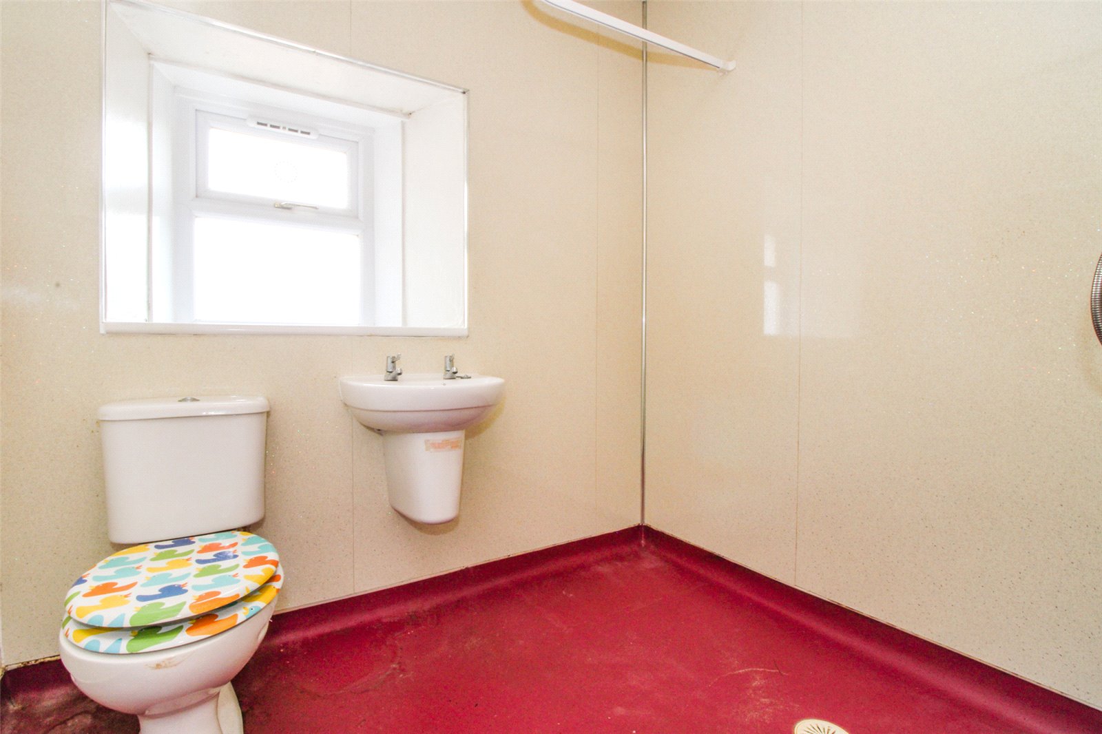 Photos of Broomieknowe, Leven KY8 64362628 PrimeLocation