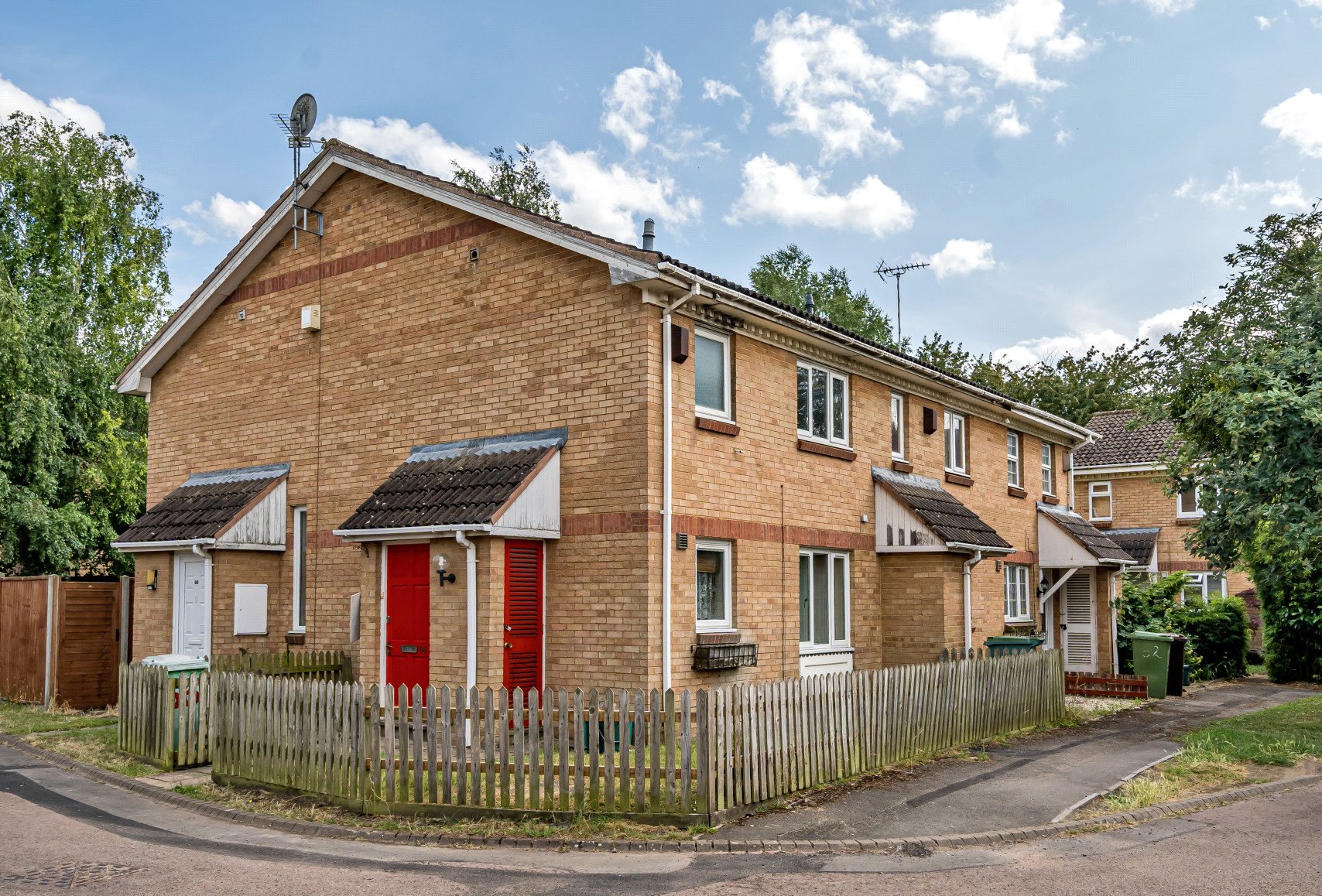 1-bed terraced on 66, St. Peters Close, Gloucestershire, £900/mo