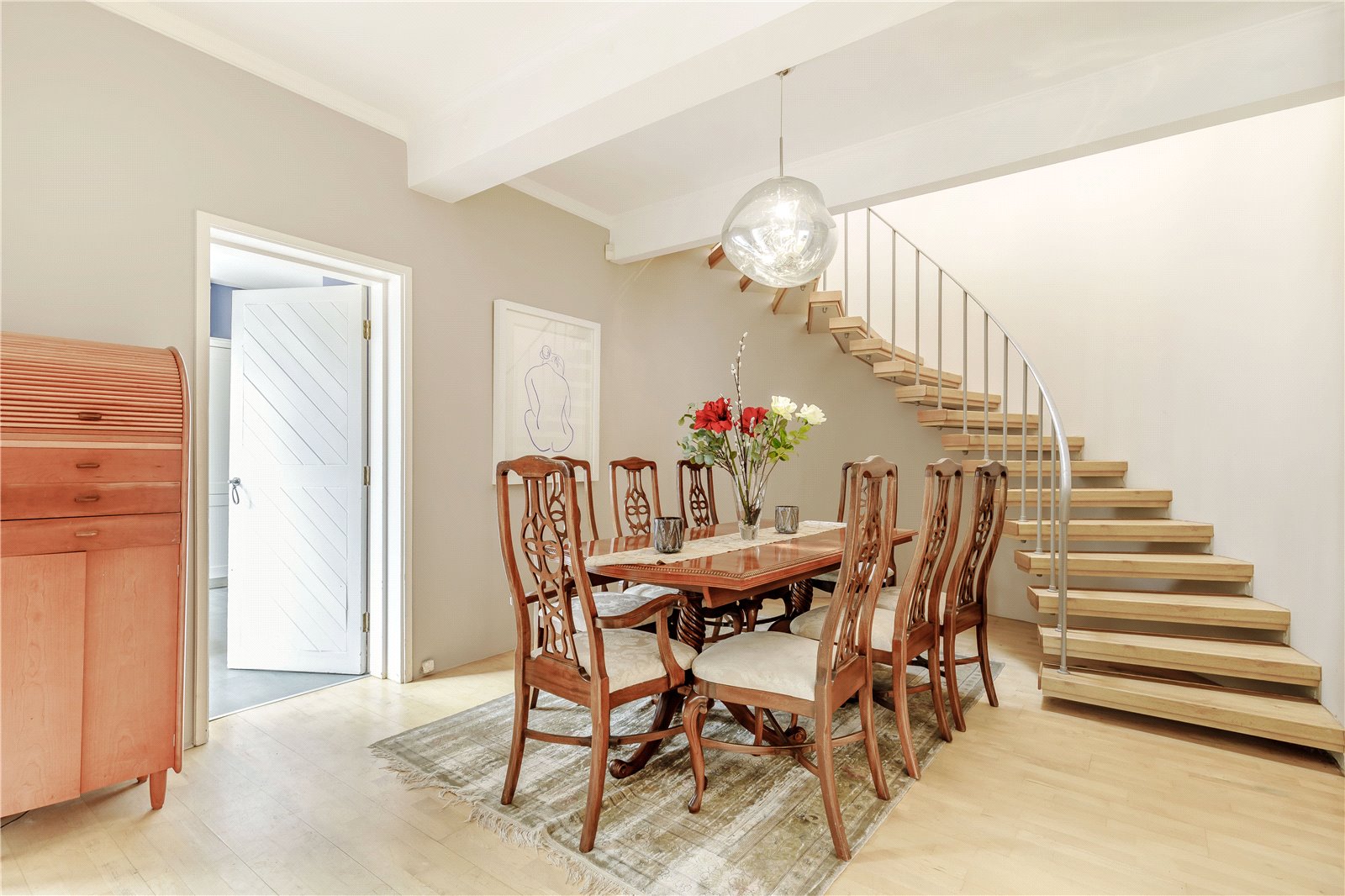 5 bedroom detached house for sale 0