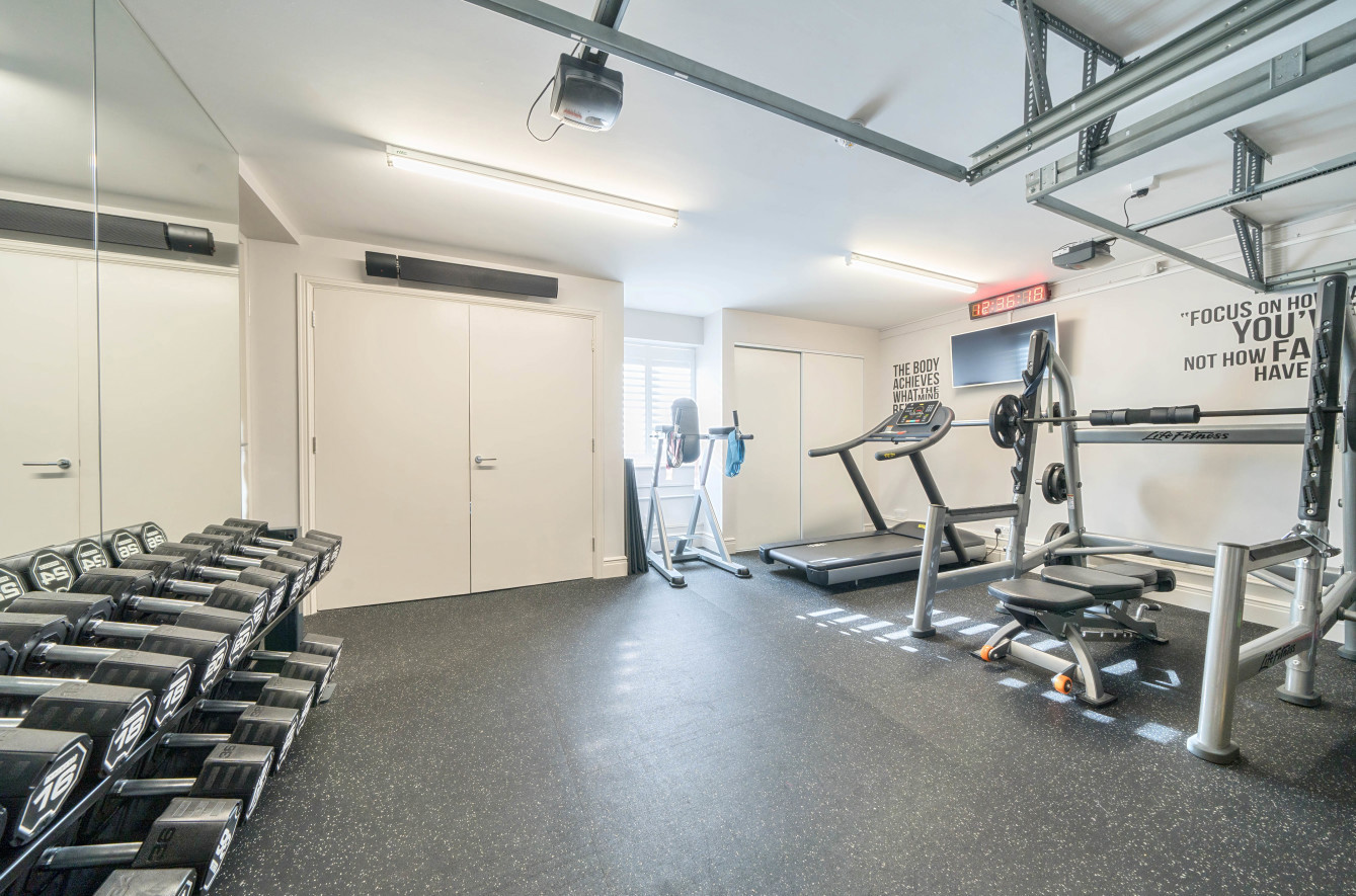 Photos of Willoughby Lane, Bromley, Kent BR1 65957545 PrimeLocation