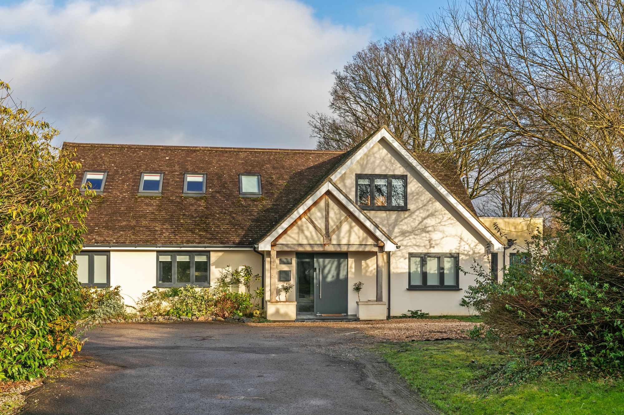 5 bedroom detached house for sale 0