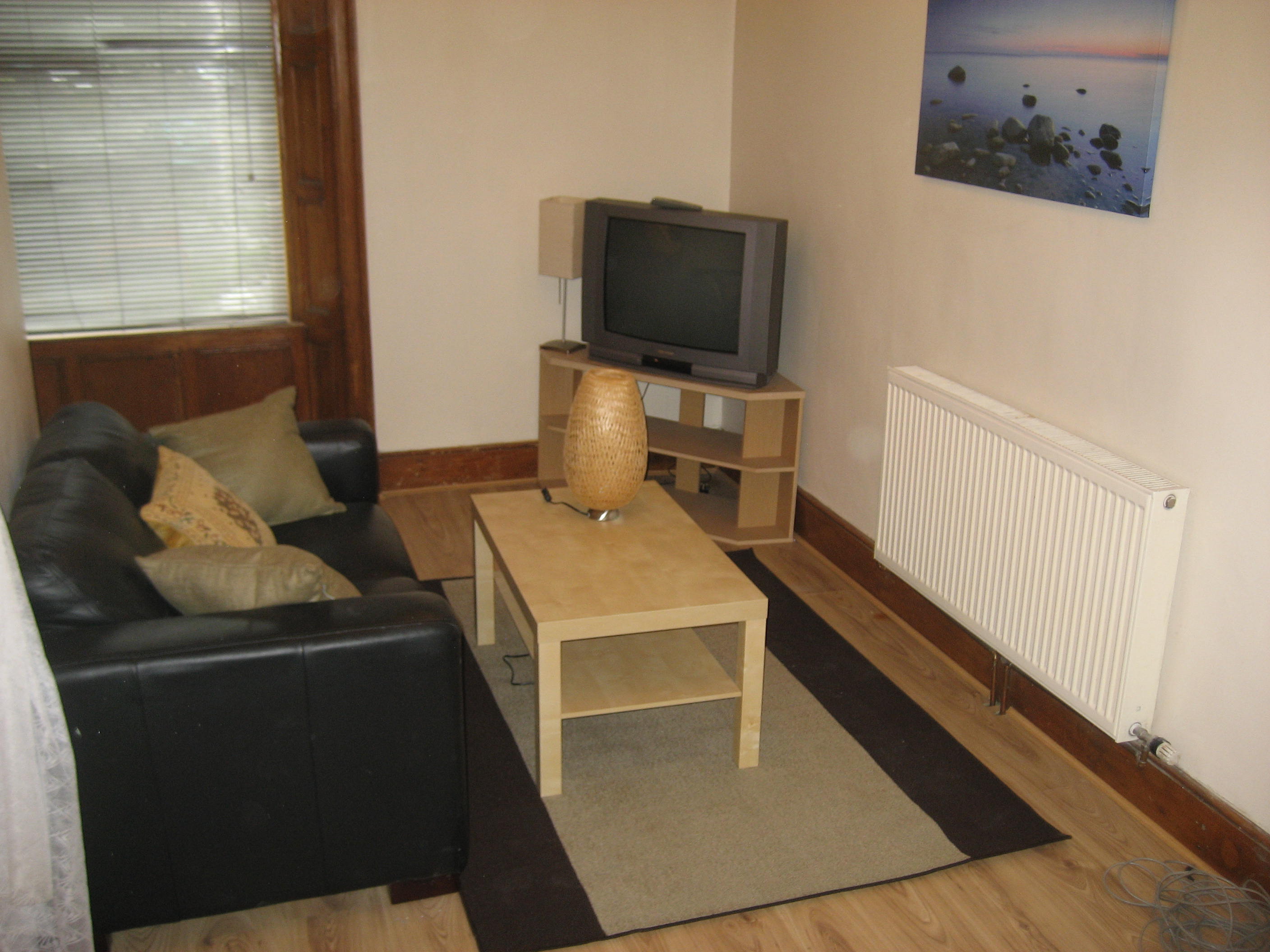 Flat 4, 5 Savile Terrace, Savile Park Road, Halifax photo 5