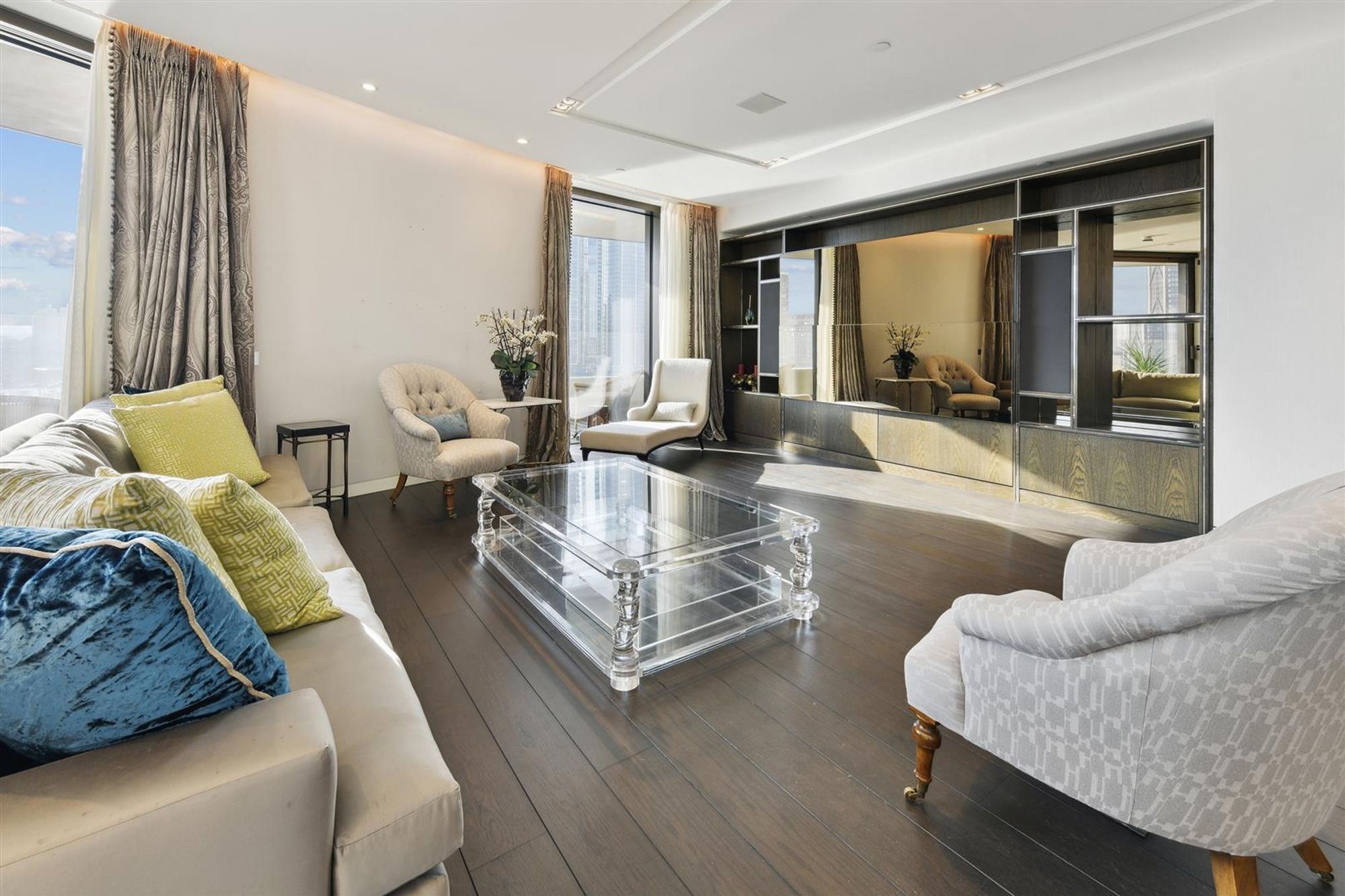 Apt W703, Riverwalk, London photo 4