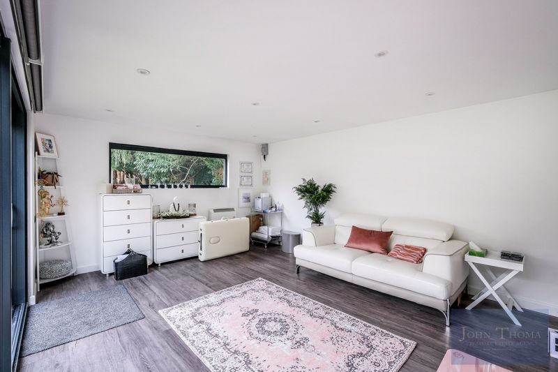 Photos of Parklands, Chigwell IG7 66039632 PrimeLocation