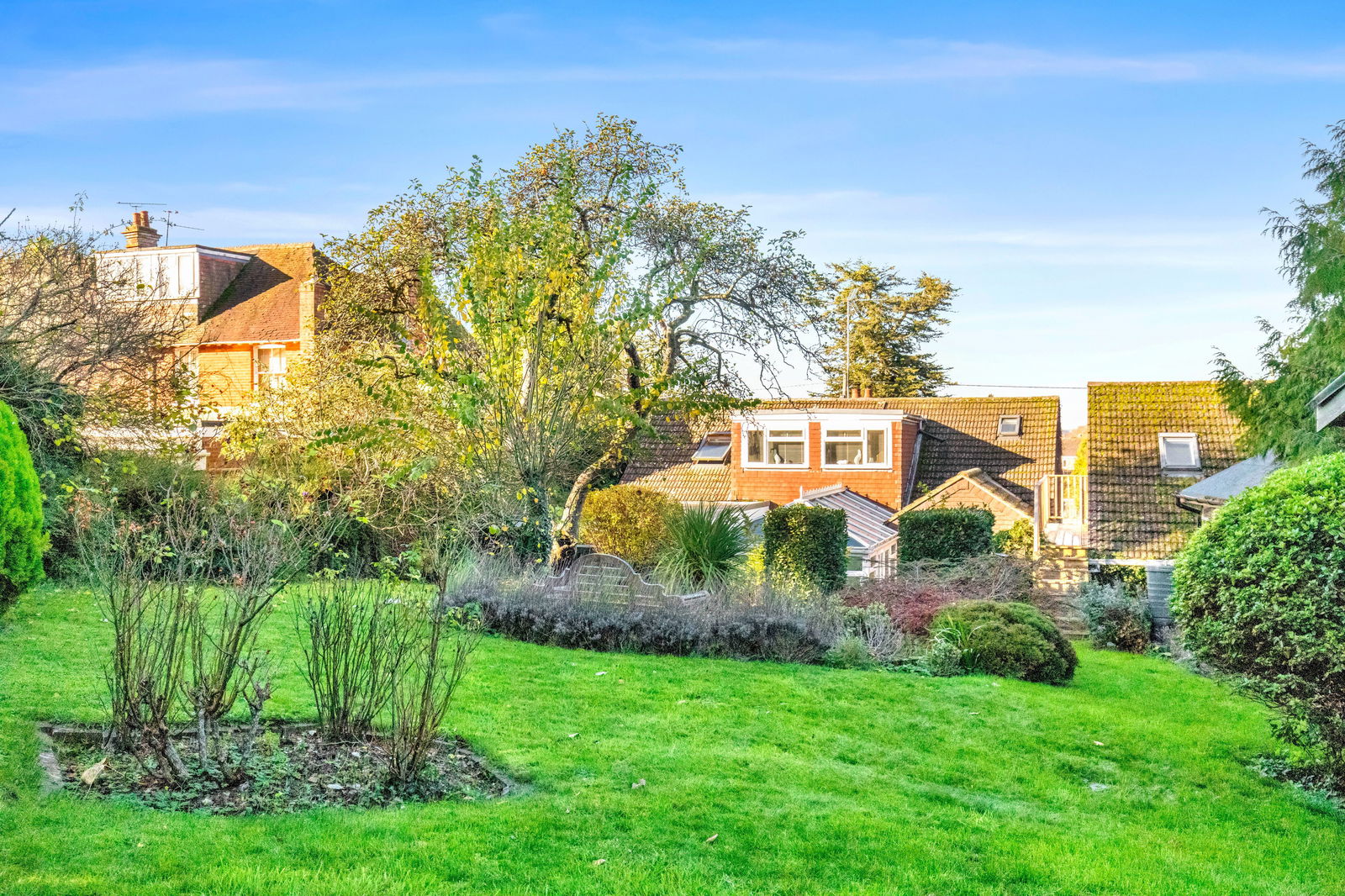 4 bedroom detached house for sale 0