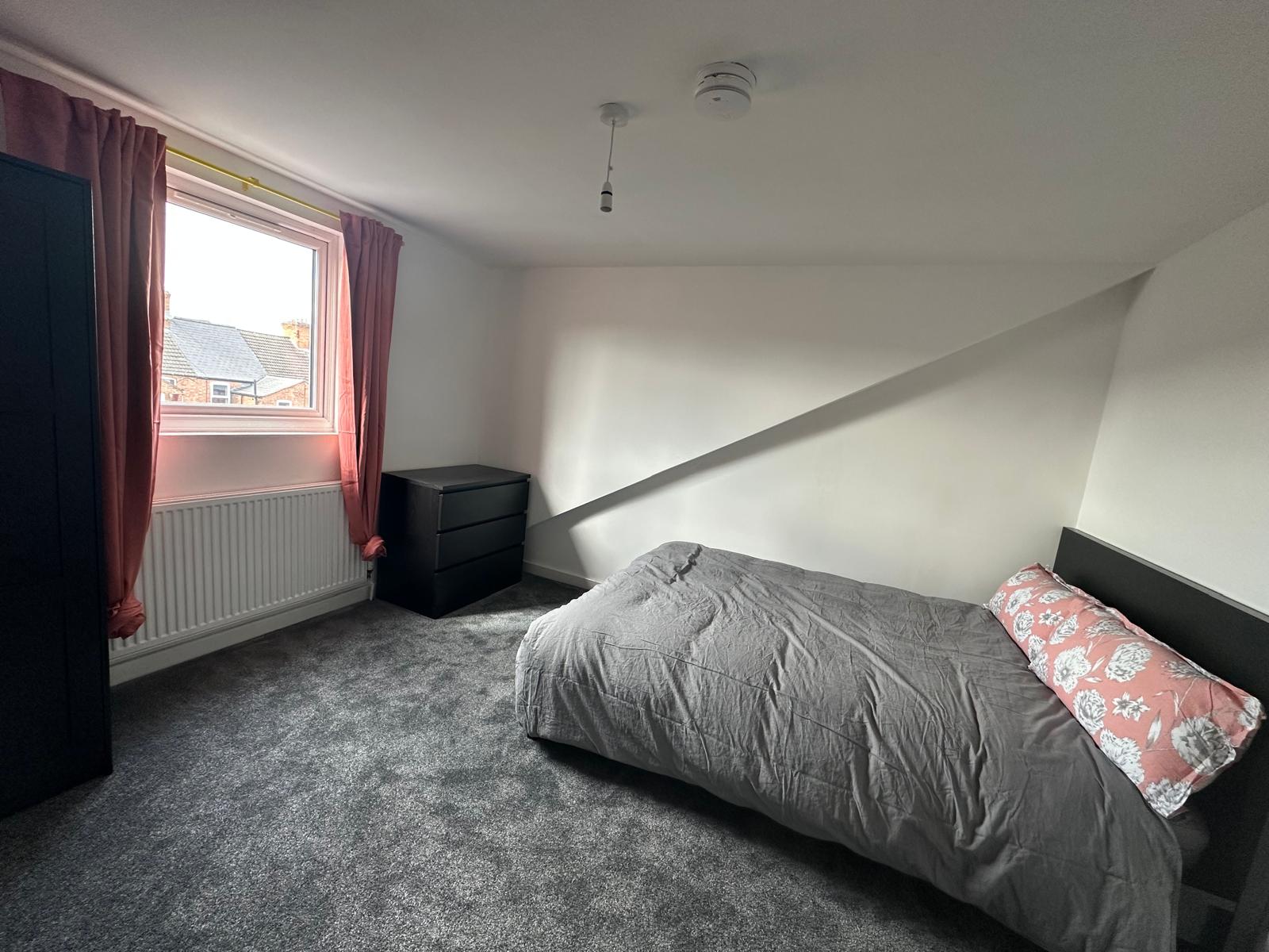 31, Milligan Road, Leicester photo 4