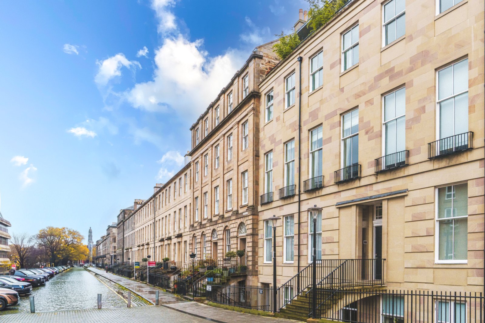 4-bed flat on 24/2 Fettes Row, Edinburgh, £800,000