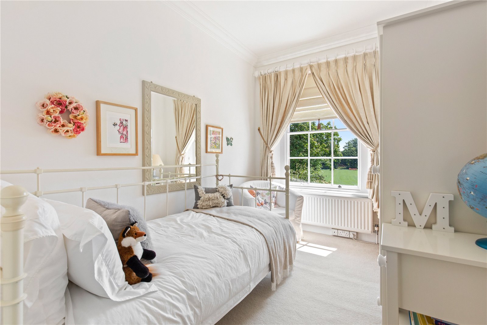 Photos of Ifield Road, Charlwood, Horley, Surrey RH6 64993423