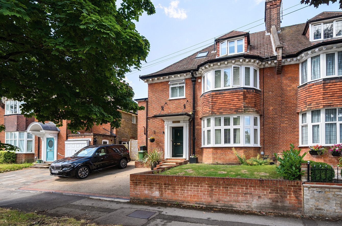 5 bedroom detached new house for sale