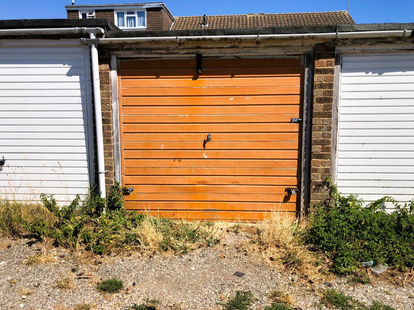Garage Off Of, Rectory Walk, Sompting photo 2