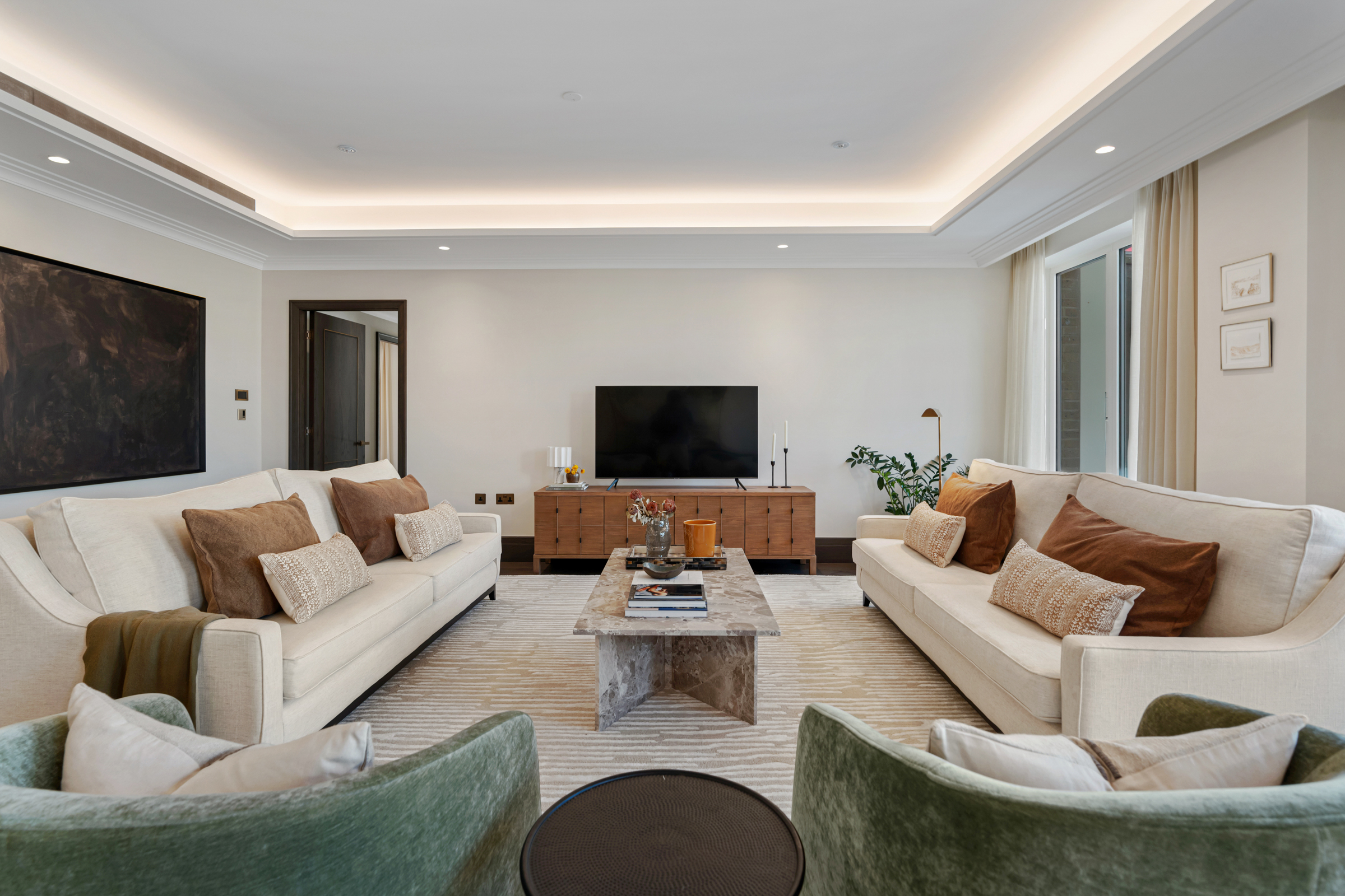 3 bedroom flat for sale 0