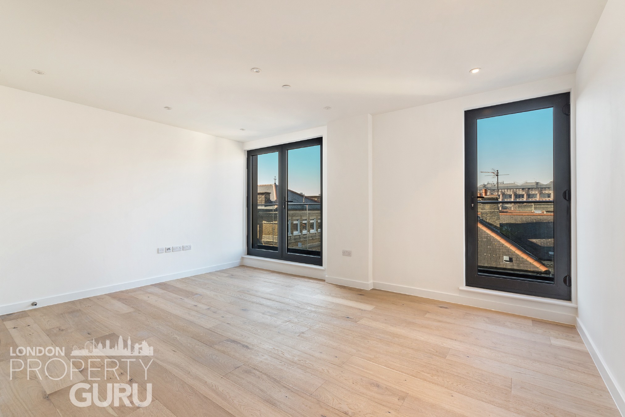 1 Bedrooms Flat to rent in 12-20 Dock Street, London E1