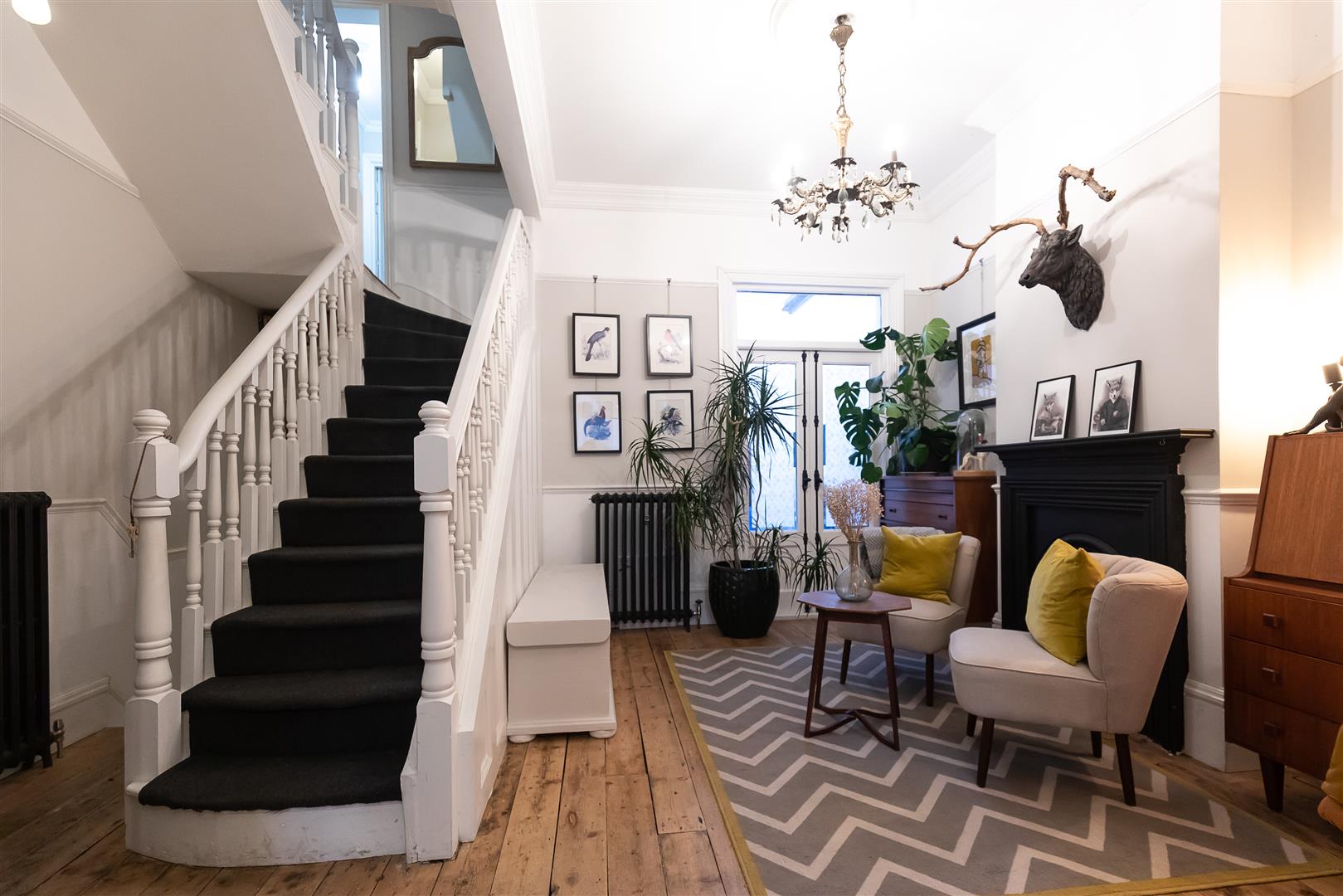 4 bedroom semi-detached house for sale 0