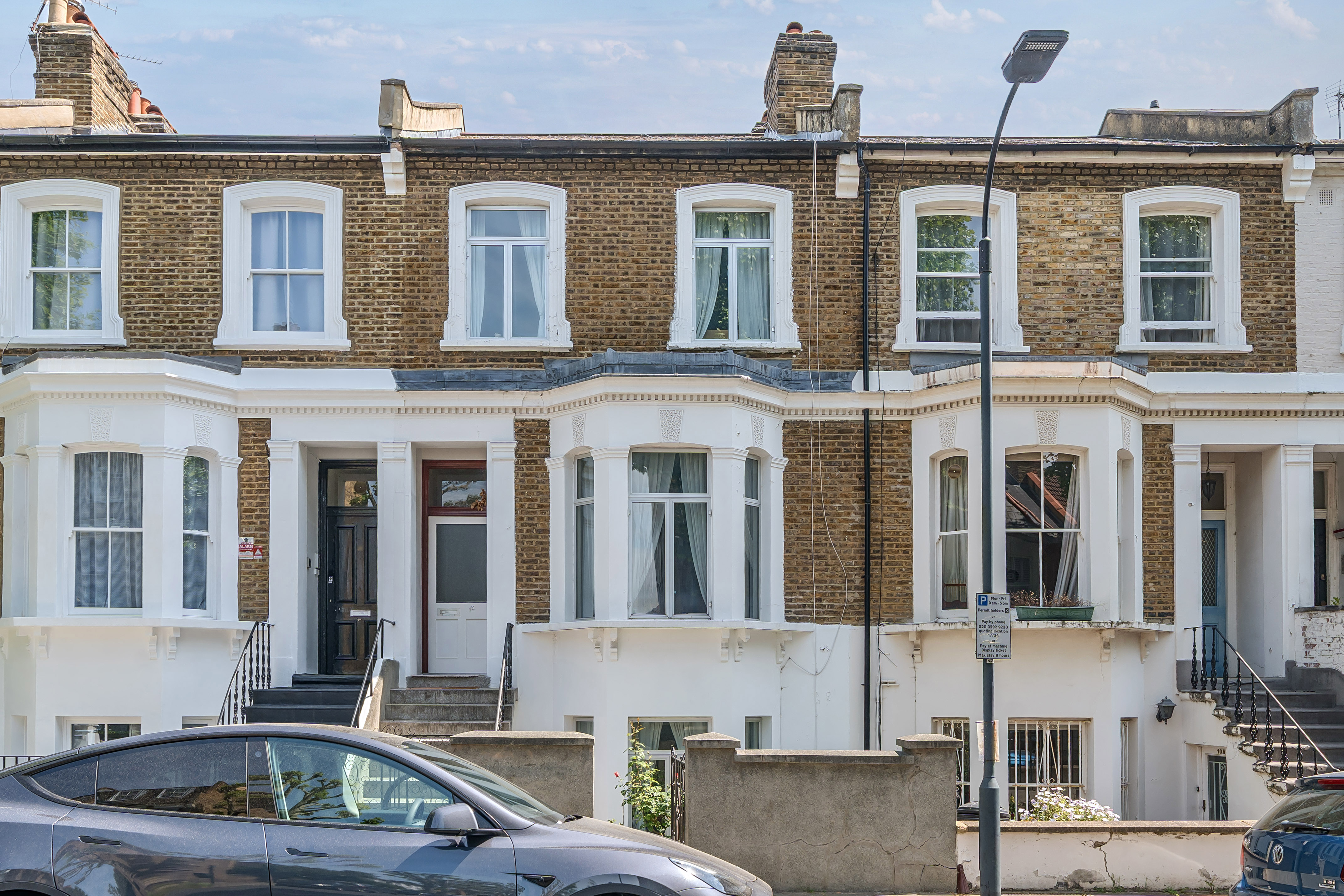 6 bedroom detached house for sale 0