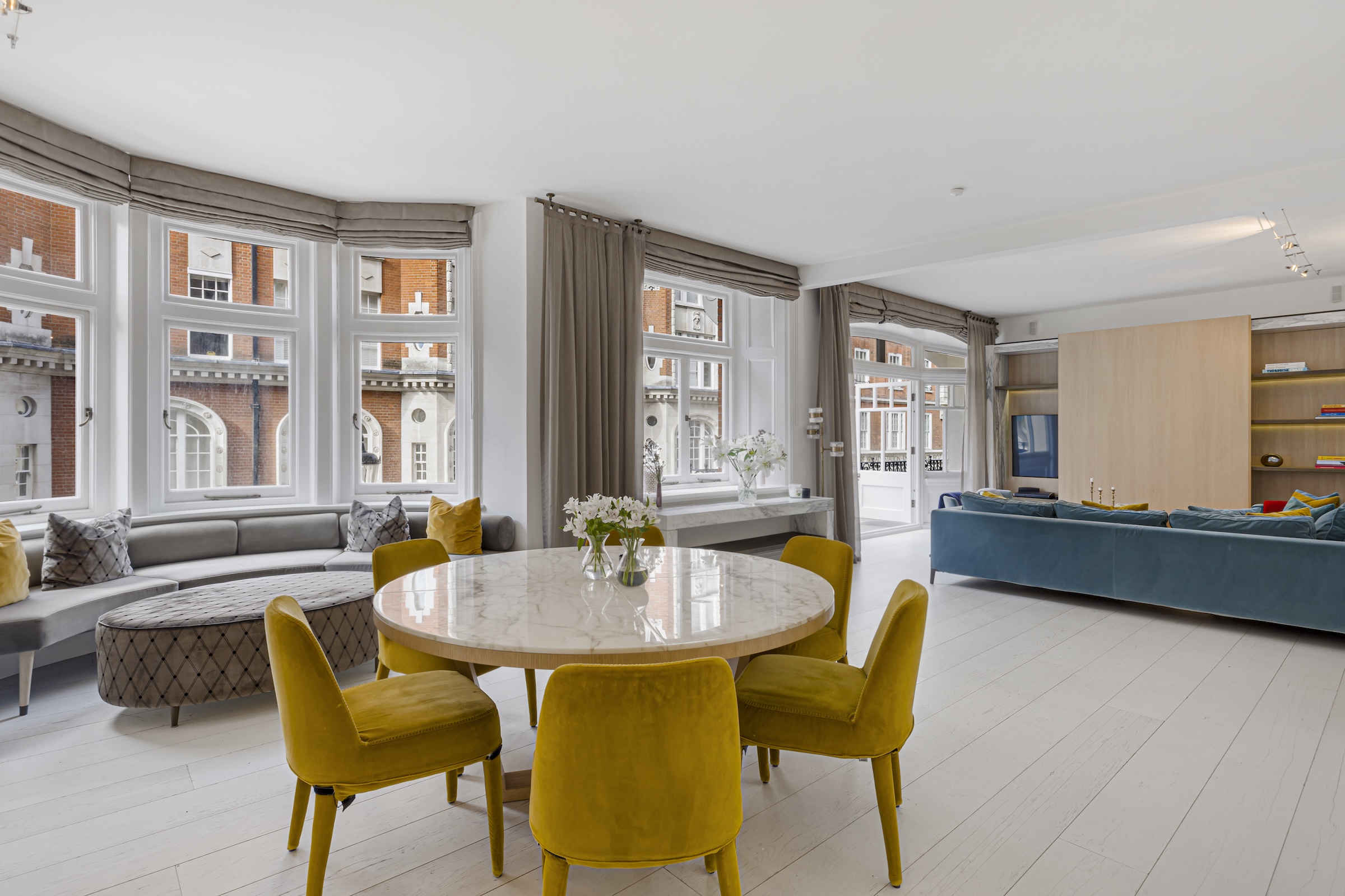 3 bedroom flat for sale 0