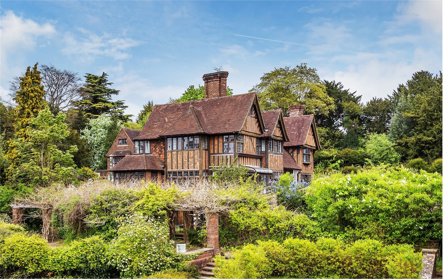 8 bedroom detached house for sale in Givons Grove, Leatherhead, Surrey KT22