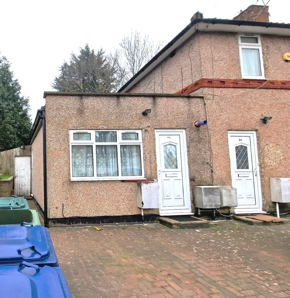 Flat 2. 44a, Wenlock Road, Edgware photo 5