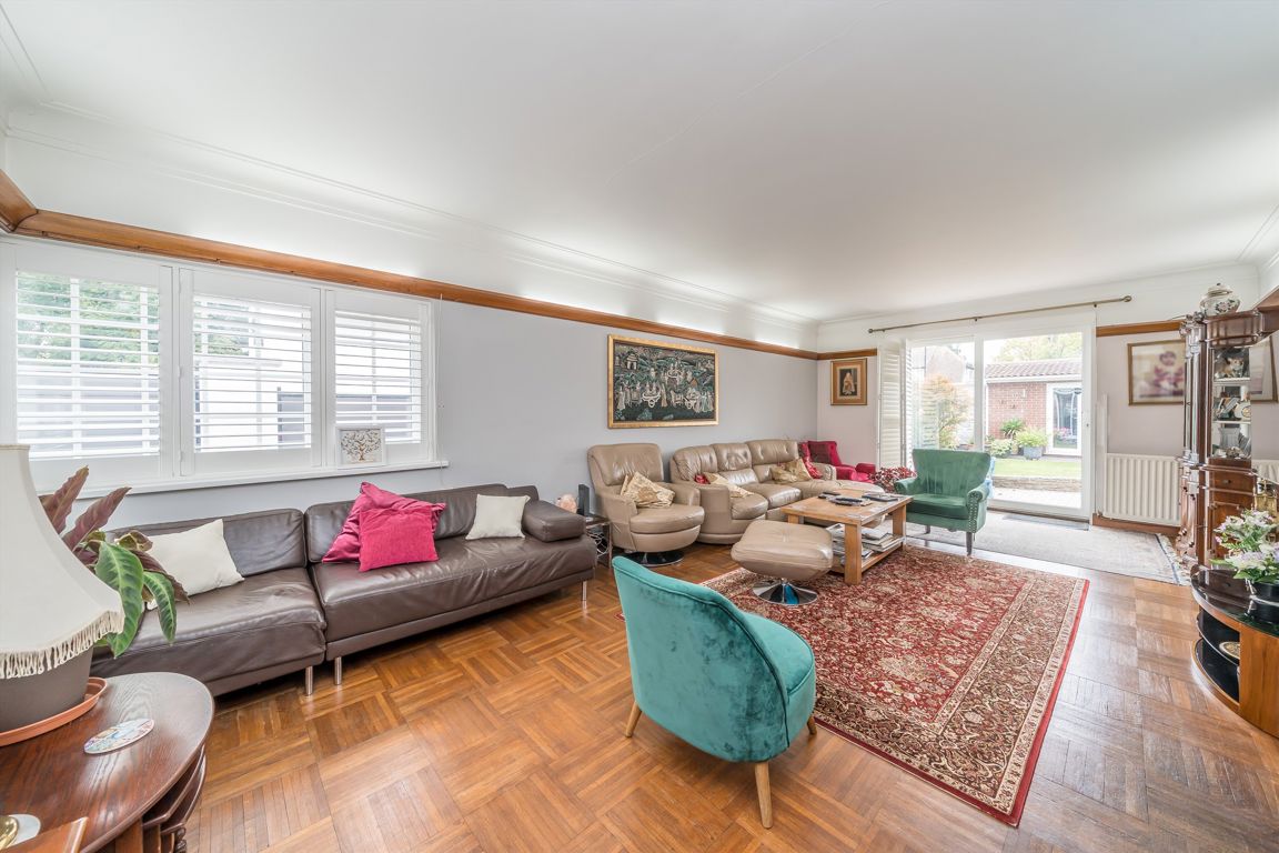 5 bedroom bungalow for sale 0