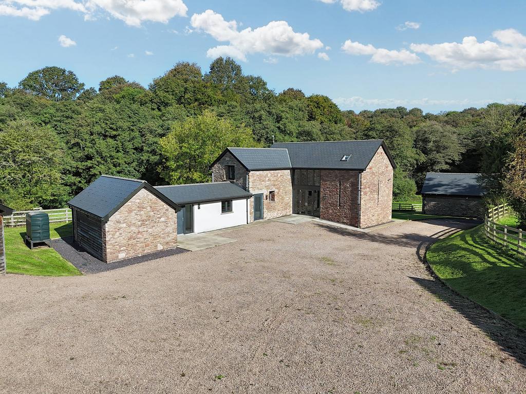 5 bedroom barn conversion for sale 0